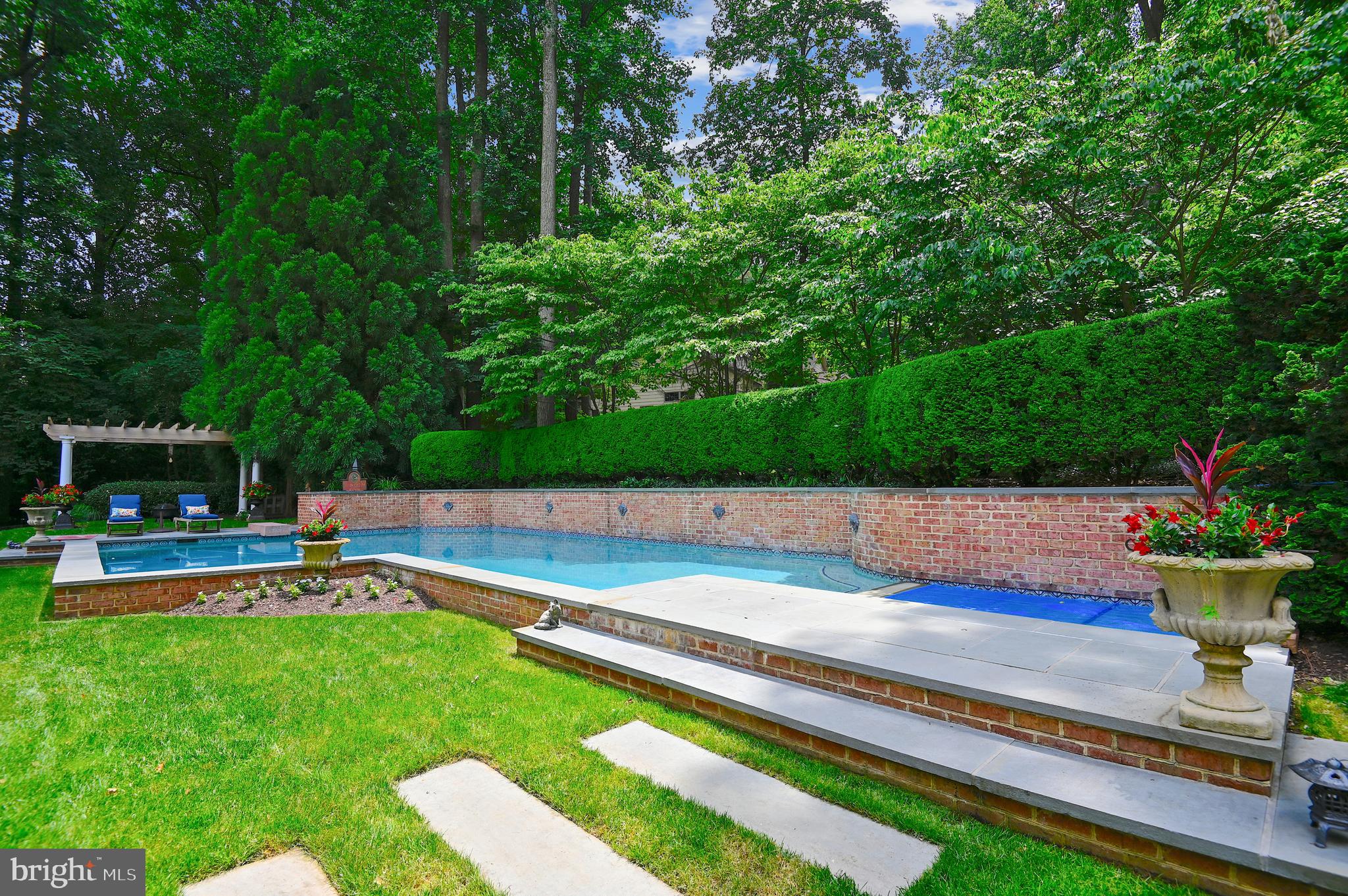 IVEY TRACE - Residential