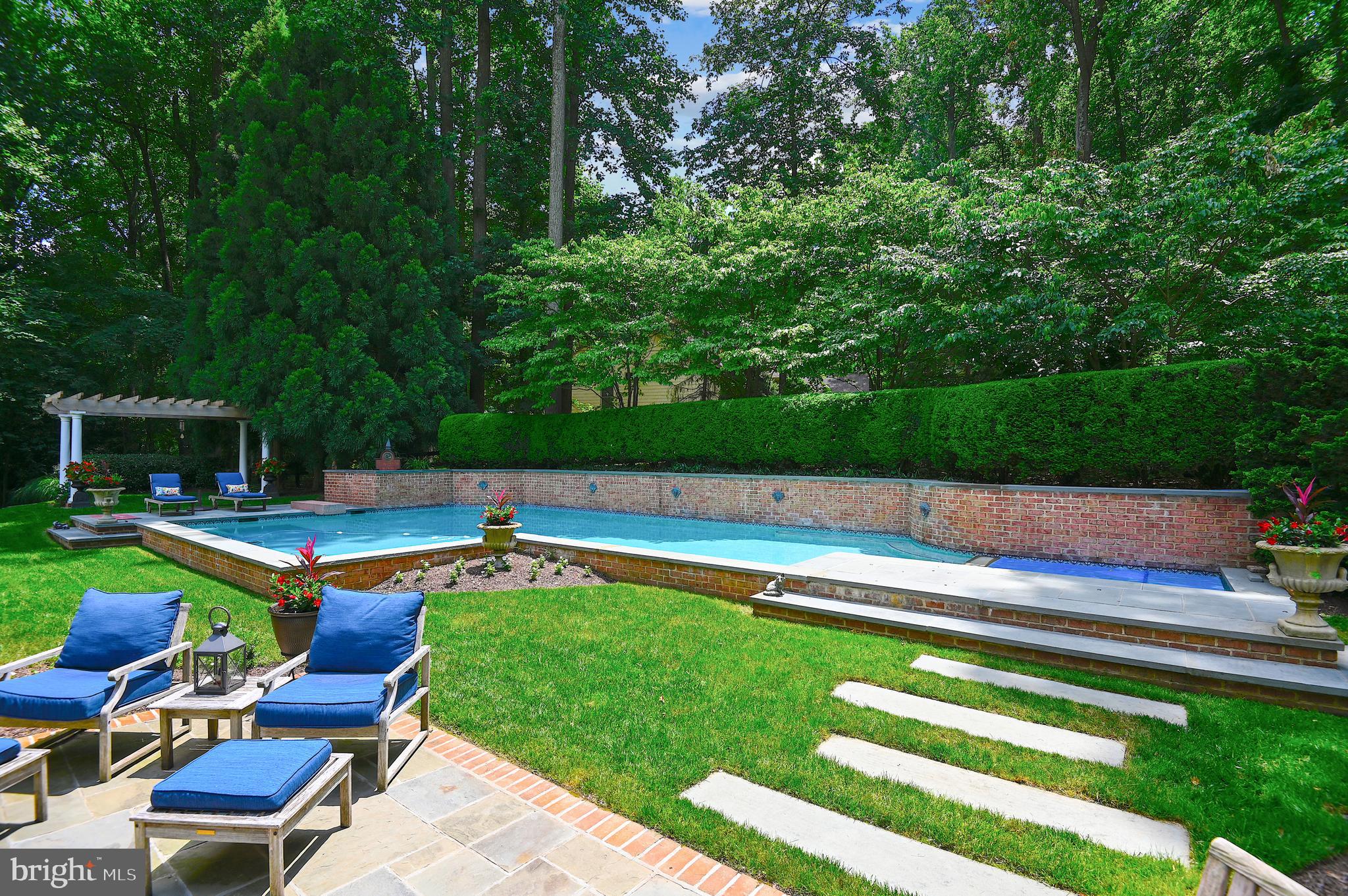 IVEY TRACE - Residential