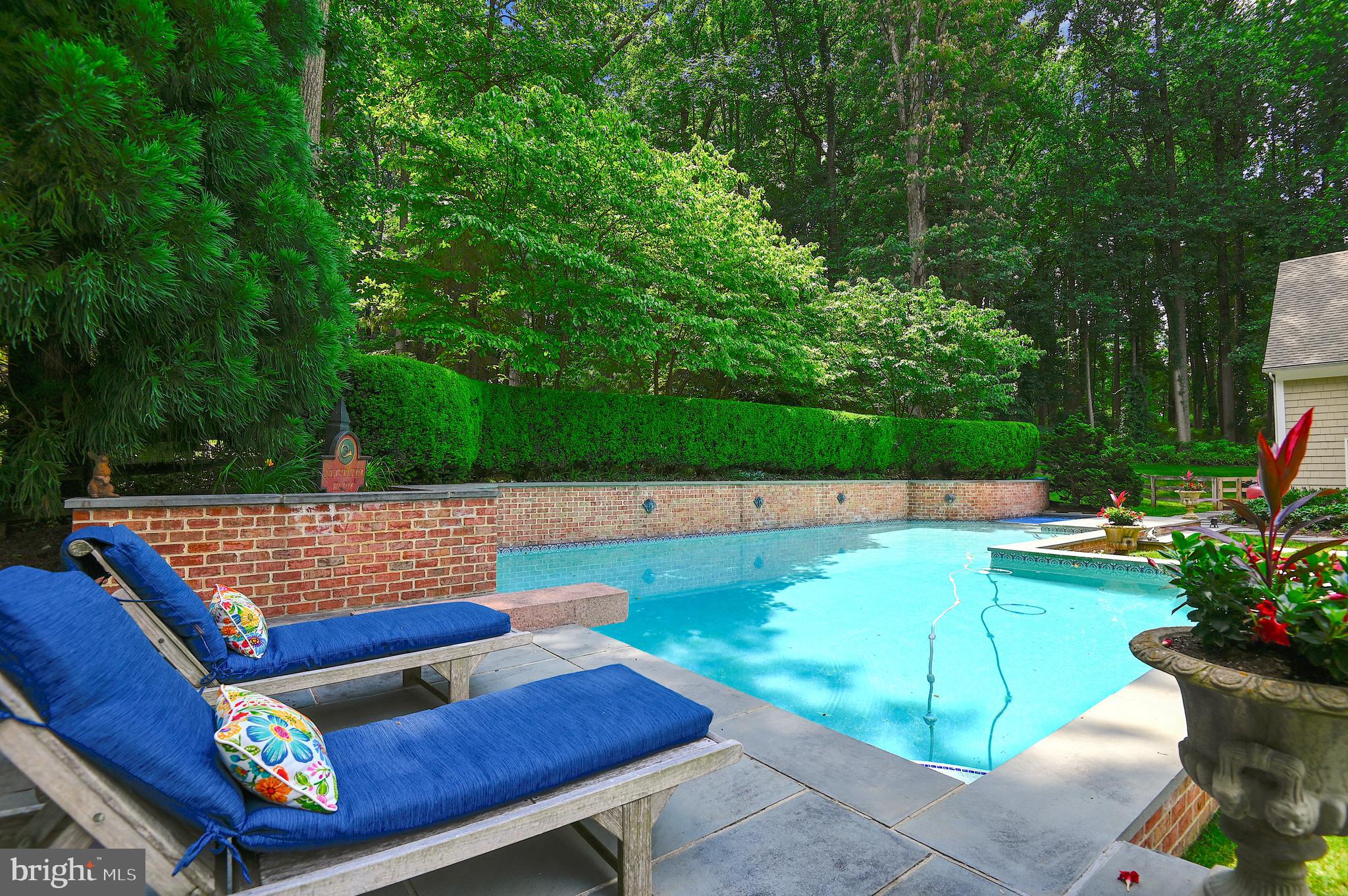 IVEY TRACE - Residential