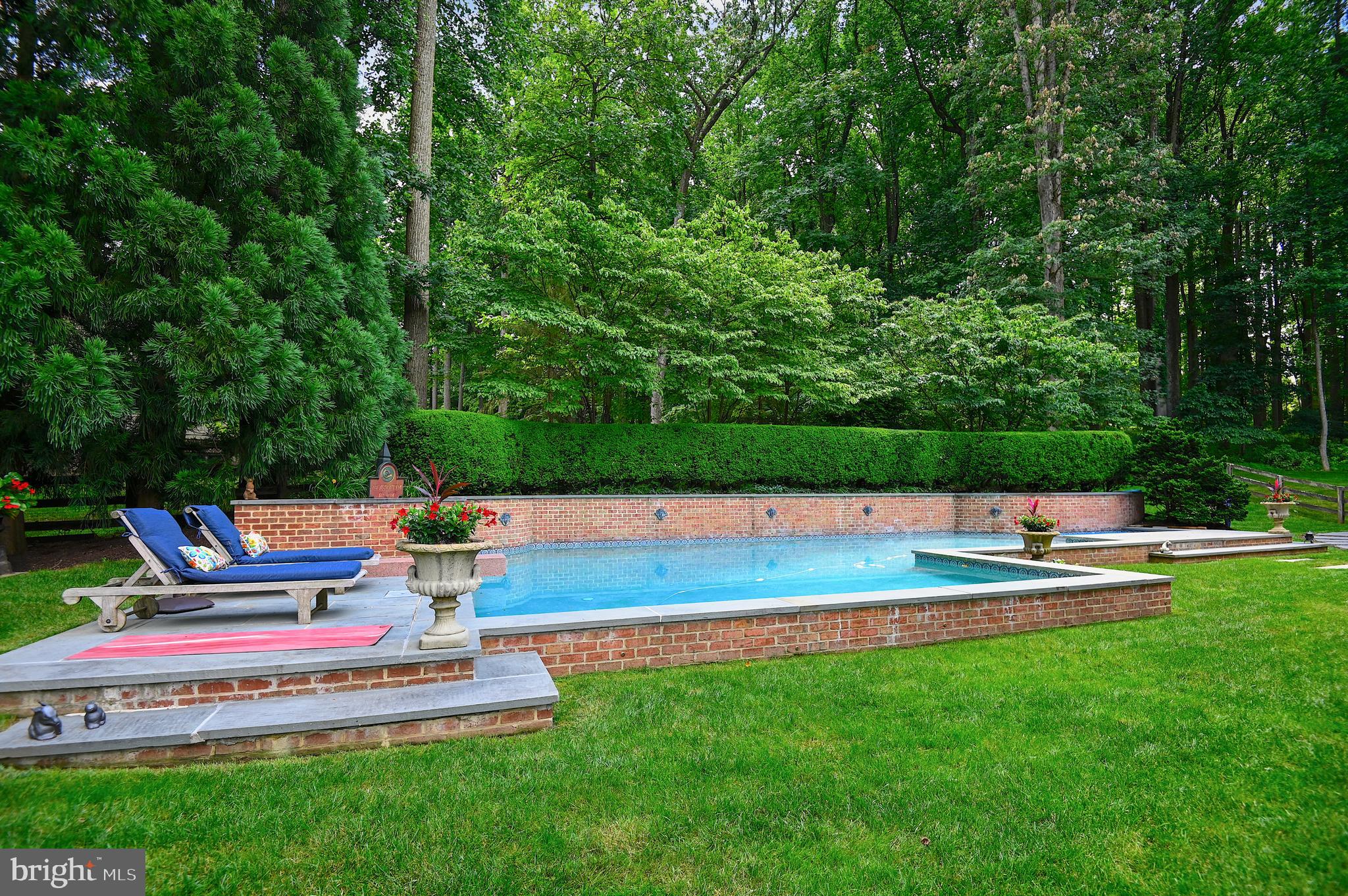 IVEY TRACE - Residential