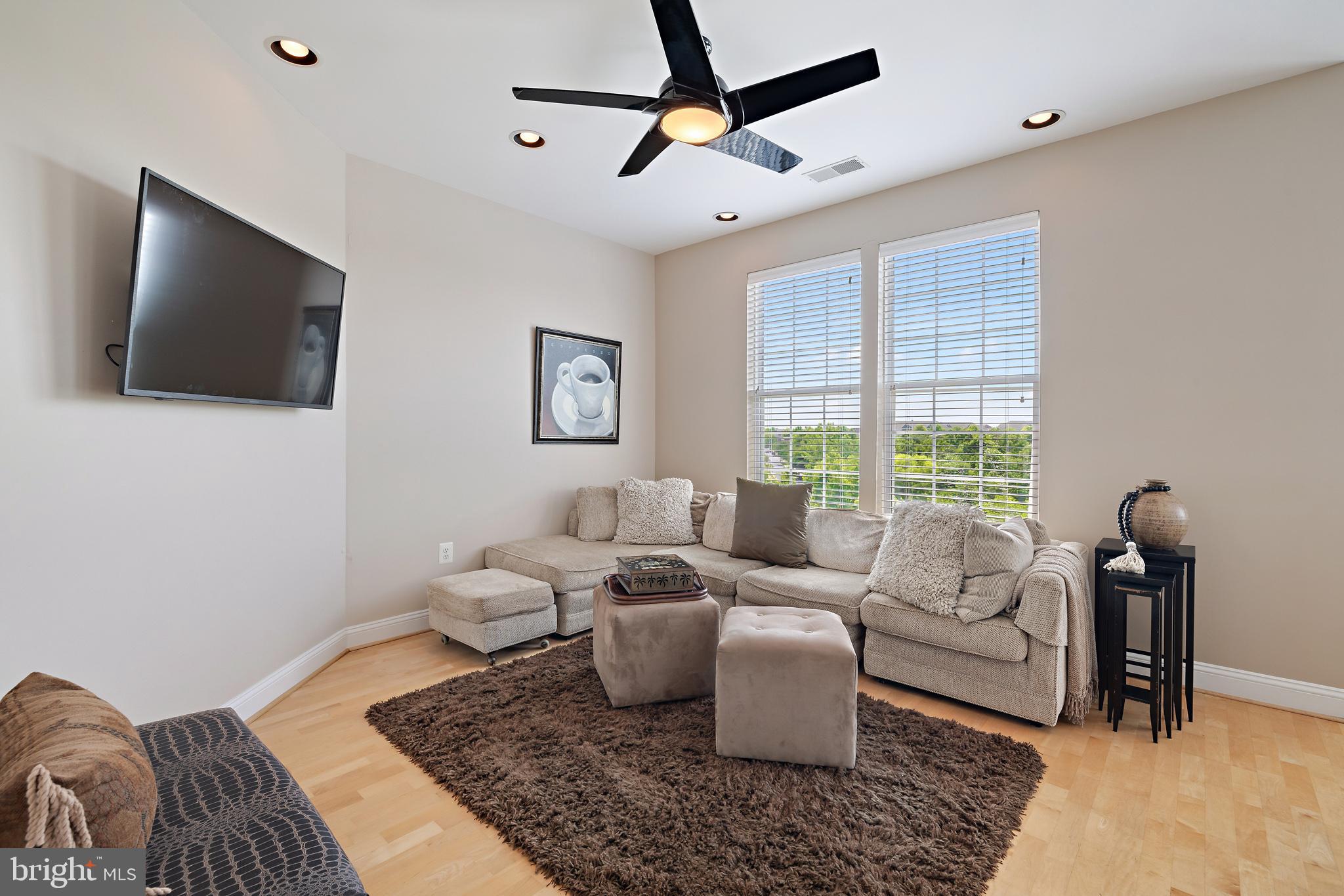 FALLSGROVE - Residential