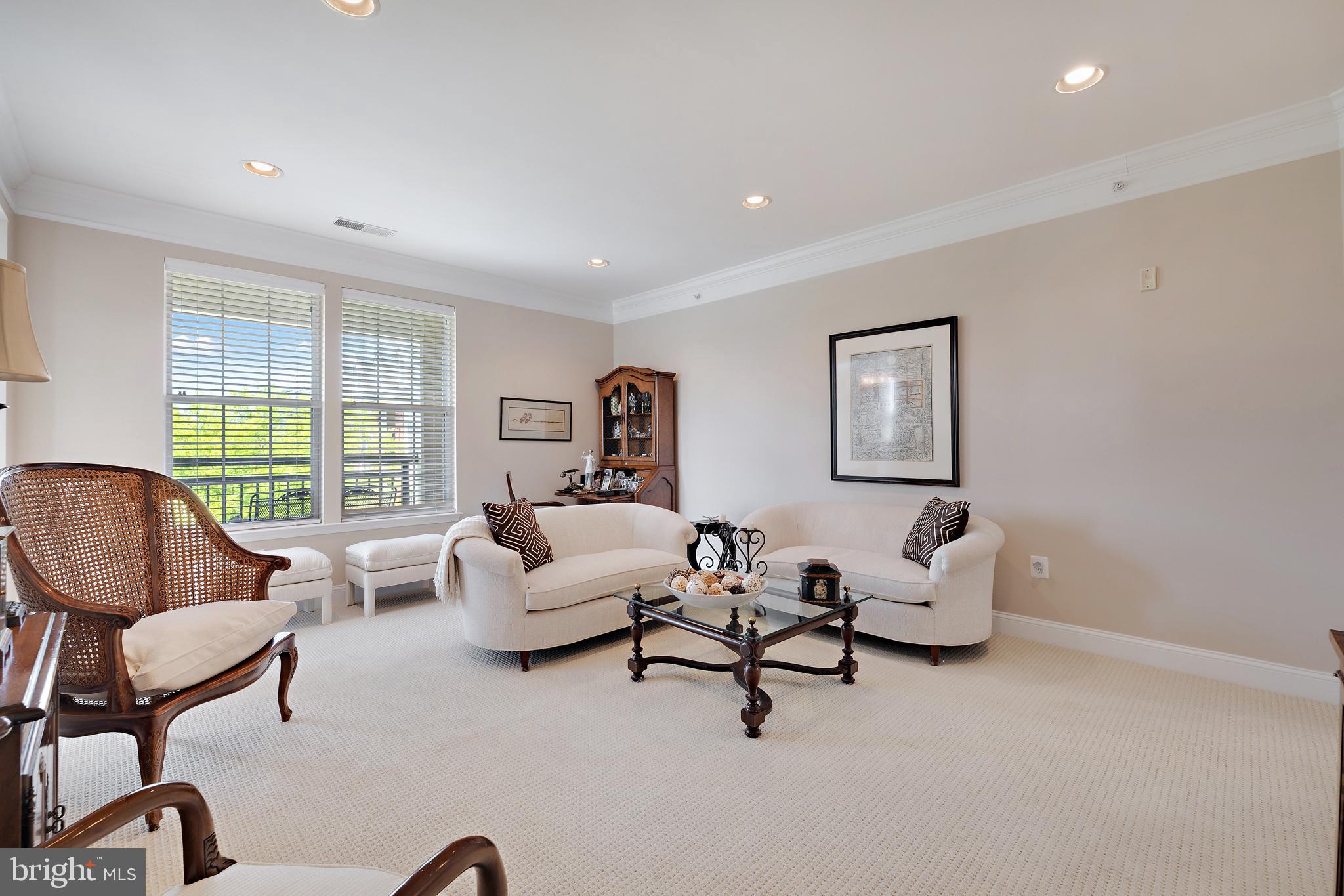 FALLSGROVE - Residential