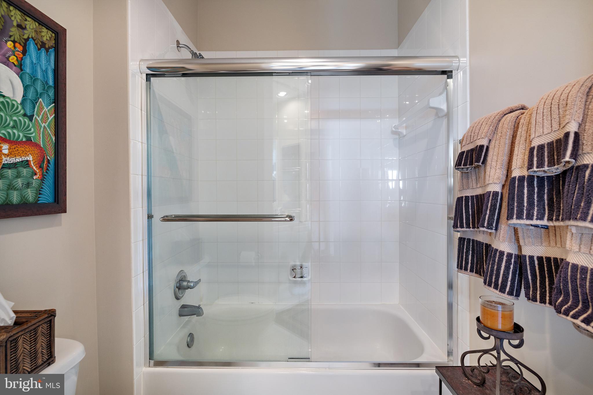 FALLSGROVE - Residential