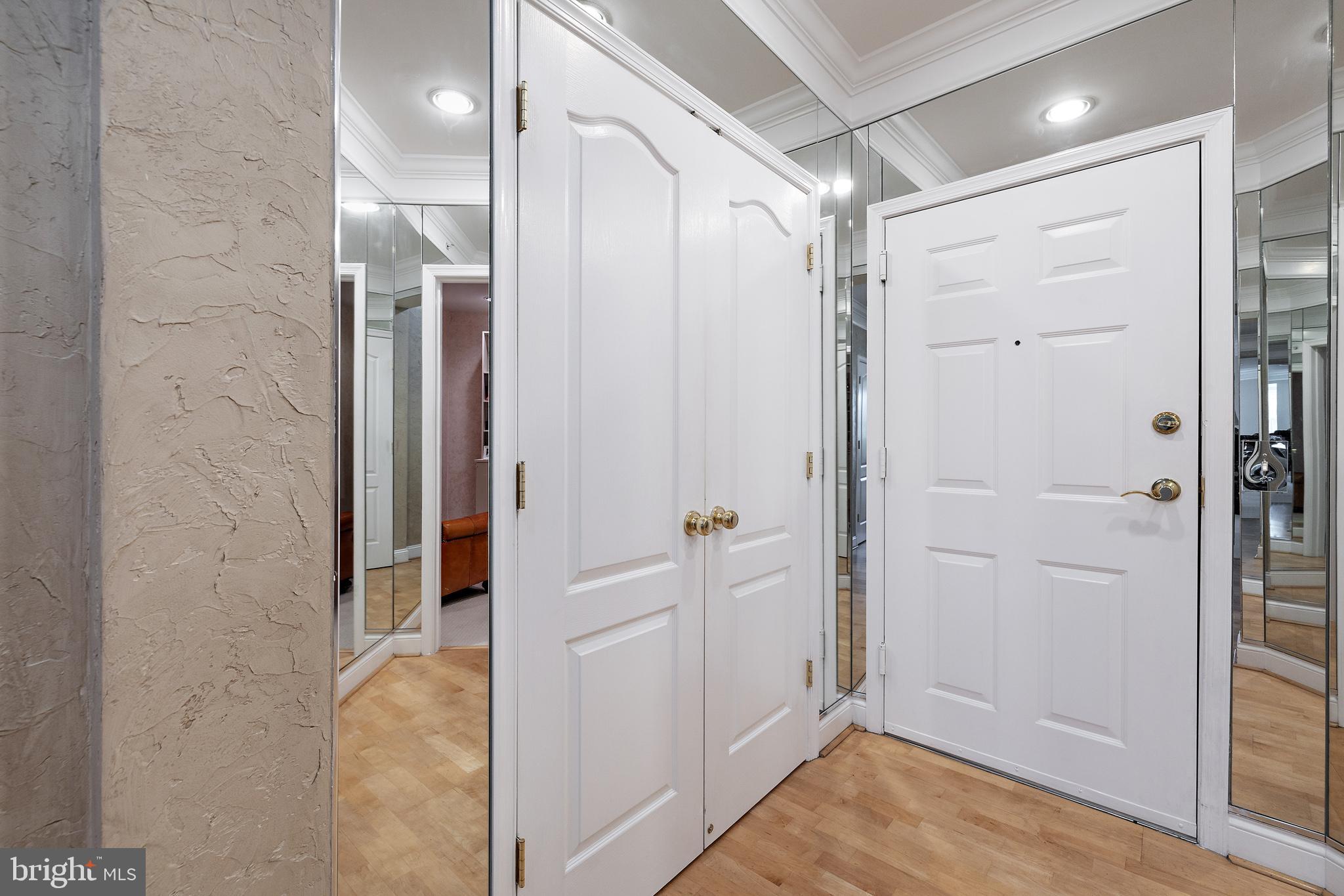 FALLSGROVE - Residential