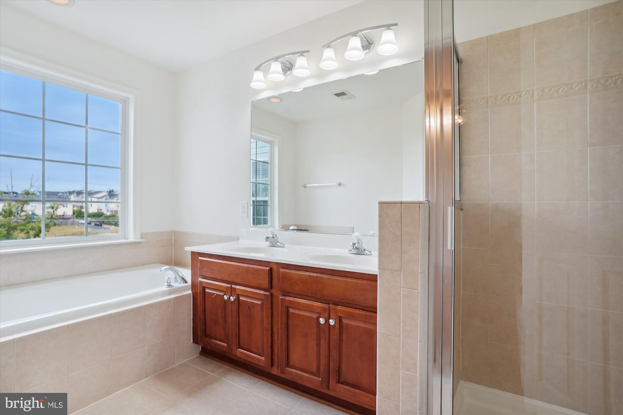 RIPPON LANDING - Residential