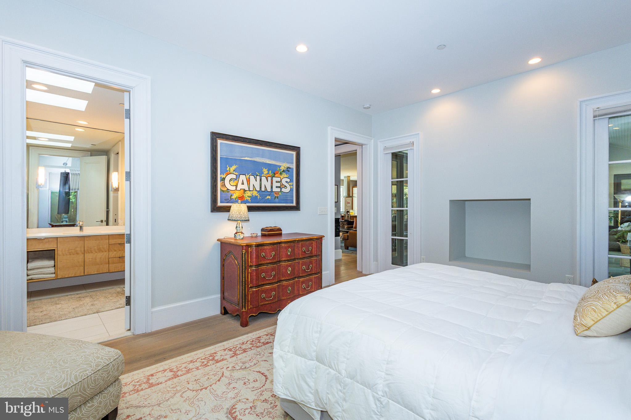 EASTPORT - Residential