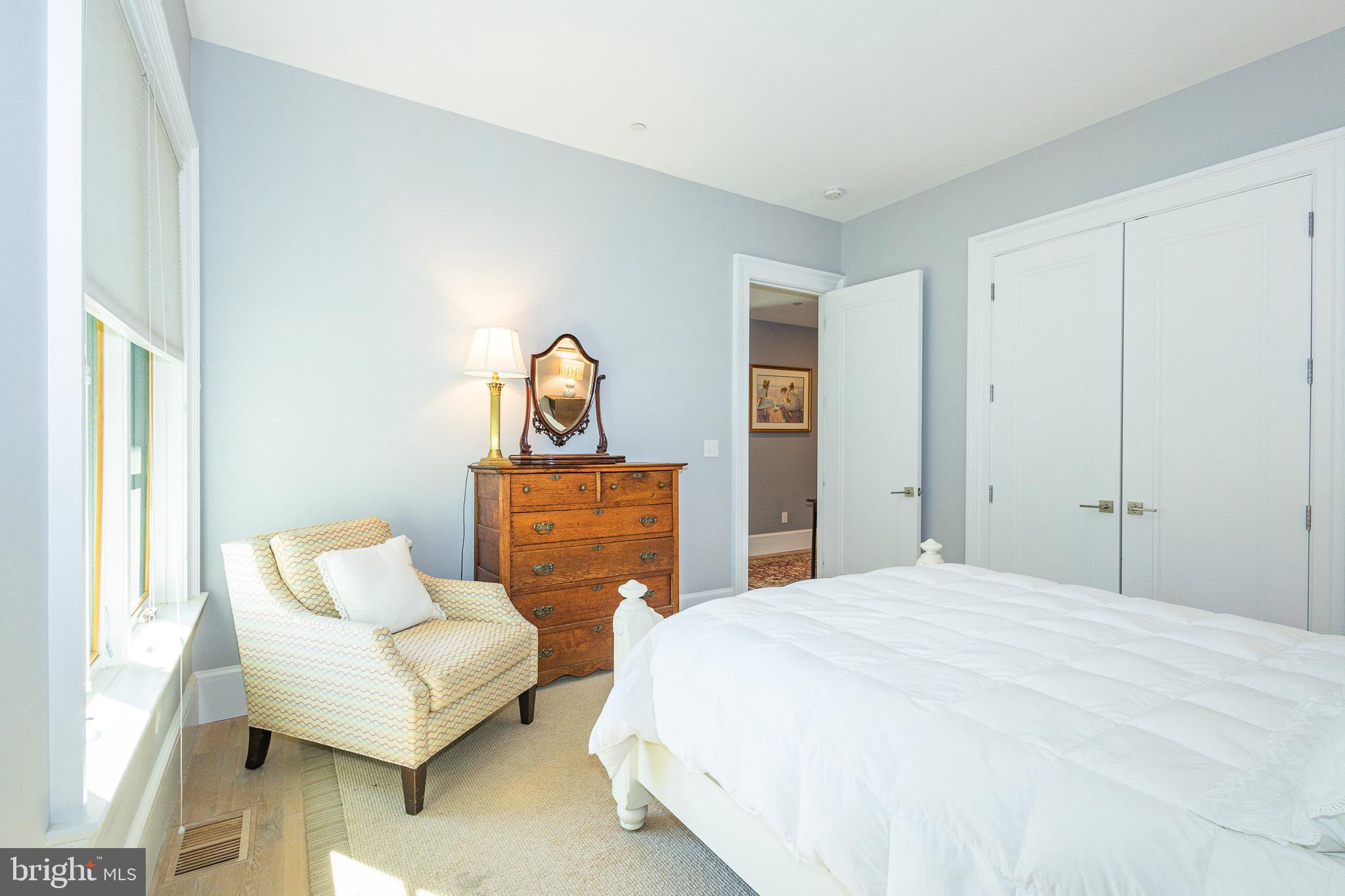 EASTPORT - Residential
