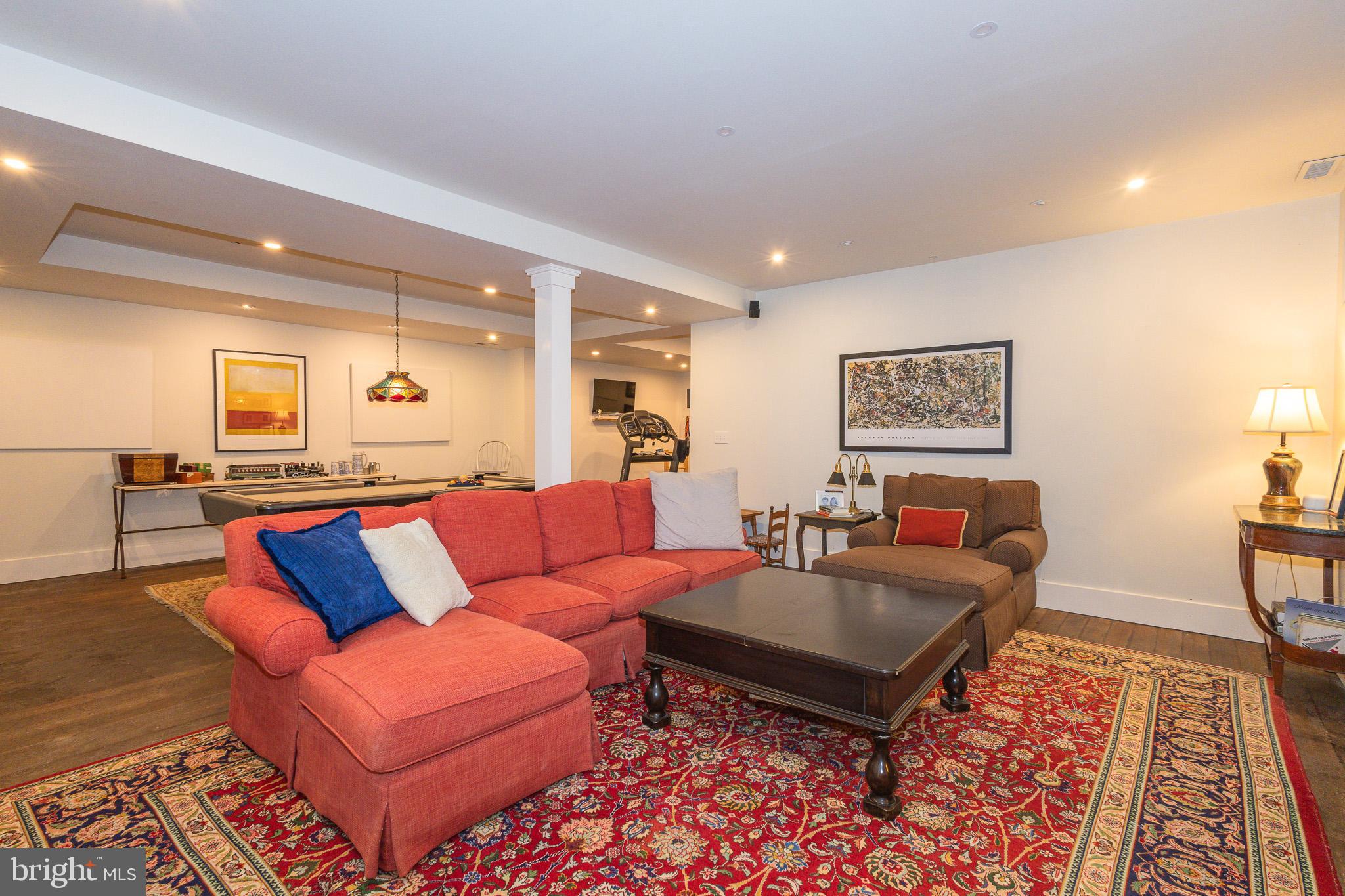 EASTPORT - Residential