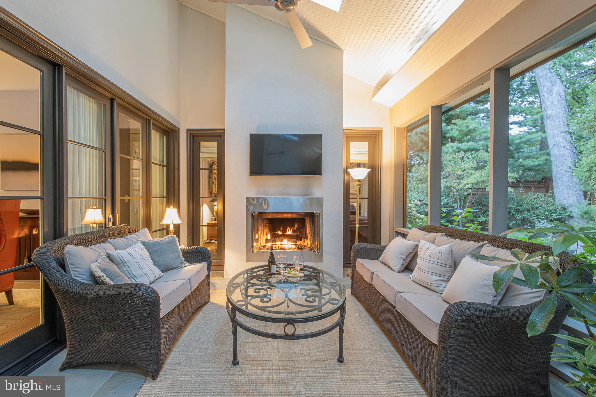 EASTPORT - Residential