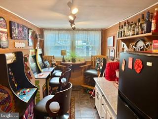 WHITFIELD - Residential