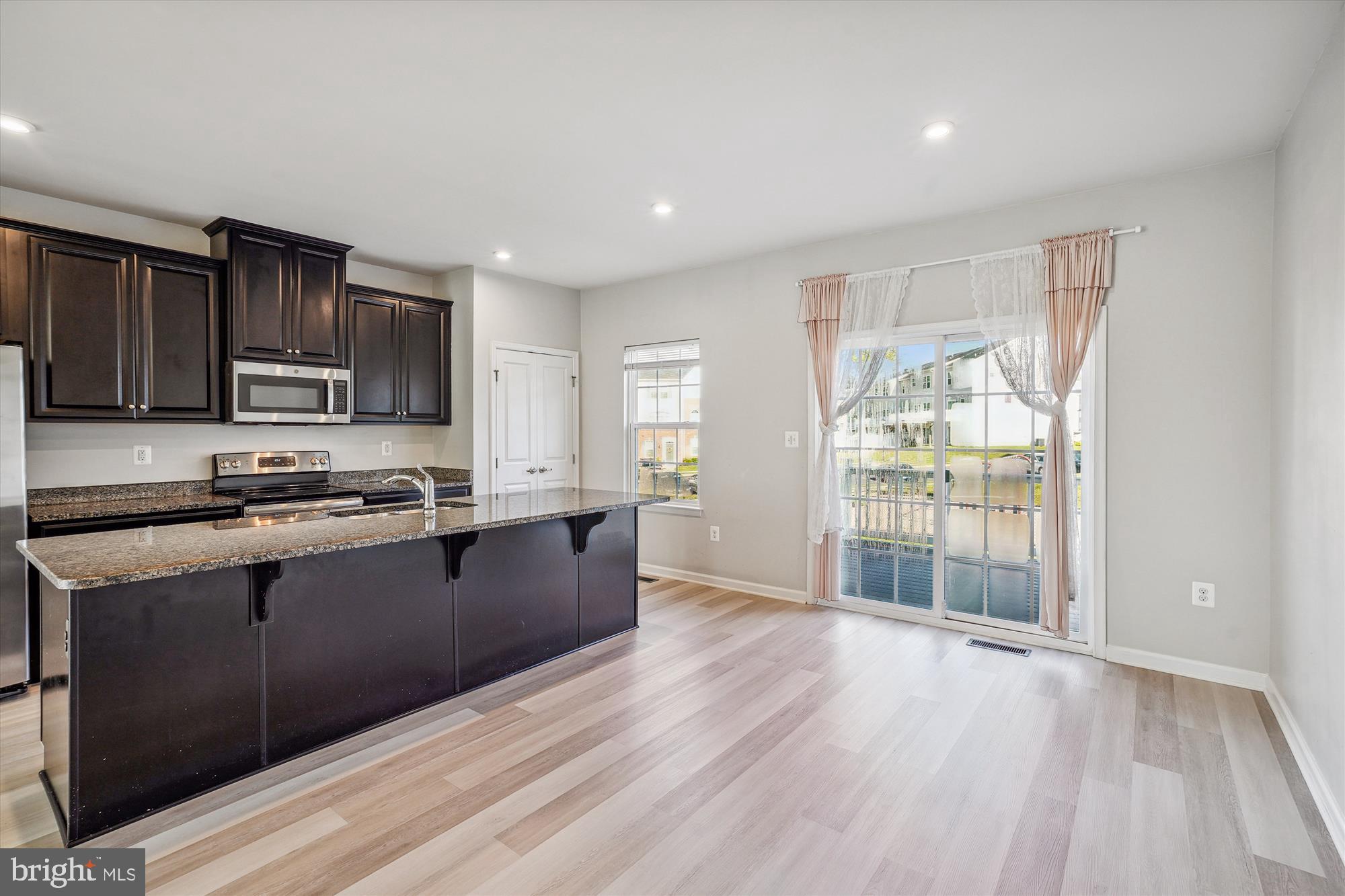 RAPPAHANNOCK LANDING - Residential Lease