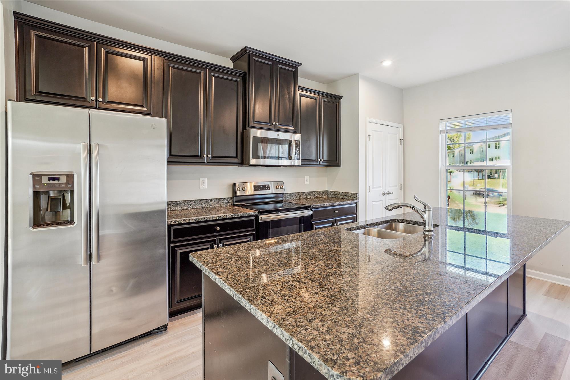 RAPPAHANNOCK LANDING - Residential Lease