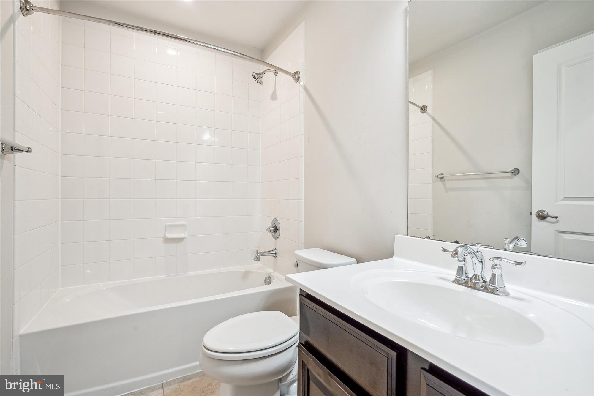 RAPPAHANNOCK LANDING - Residential Lease