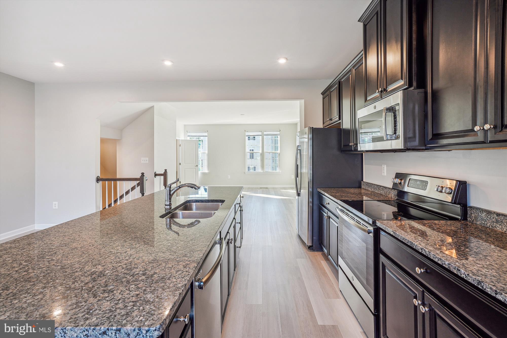 RAPPAHANNOCK LANDING - Residential Lease