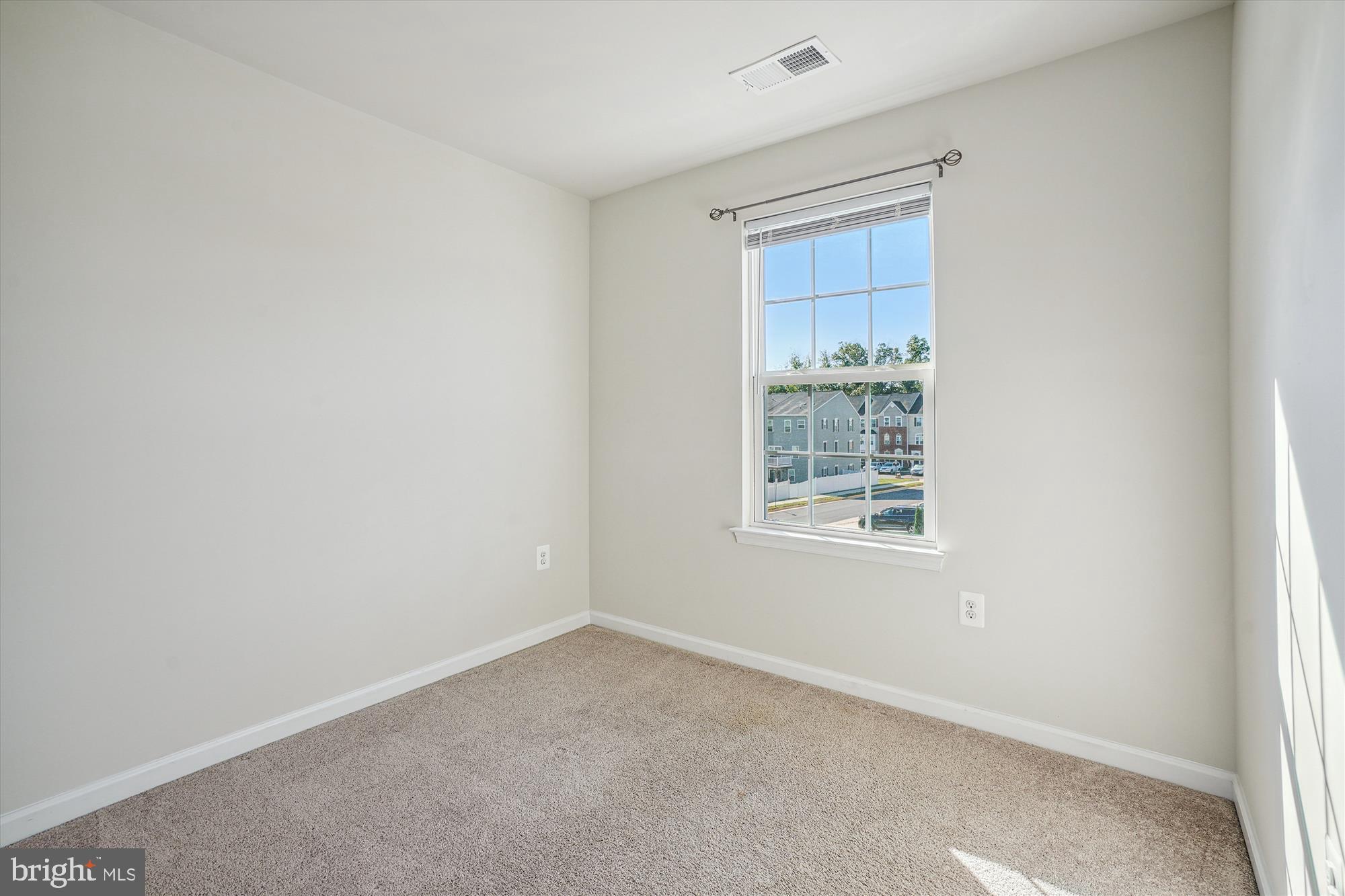 RAPPAHANNOCK LANDING - Residential Lease