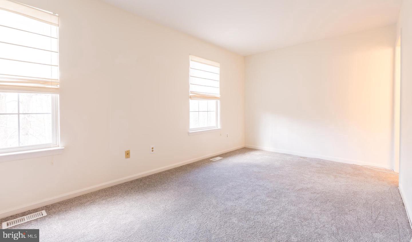 CHASE MANOR - Residential Lease