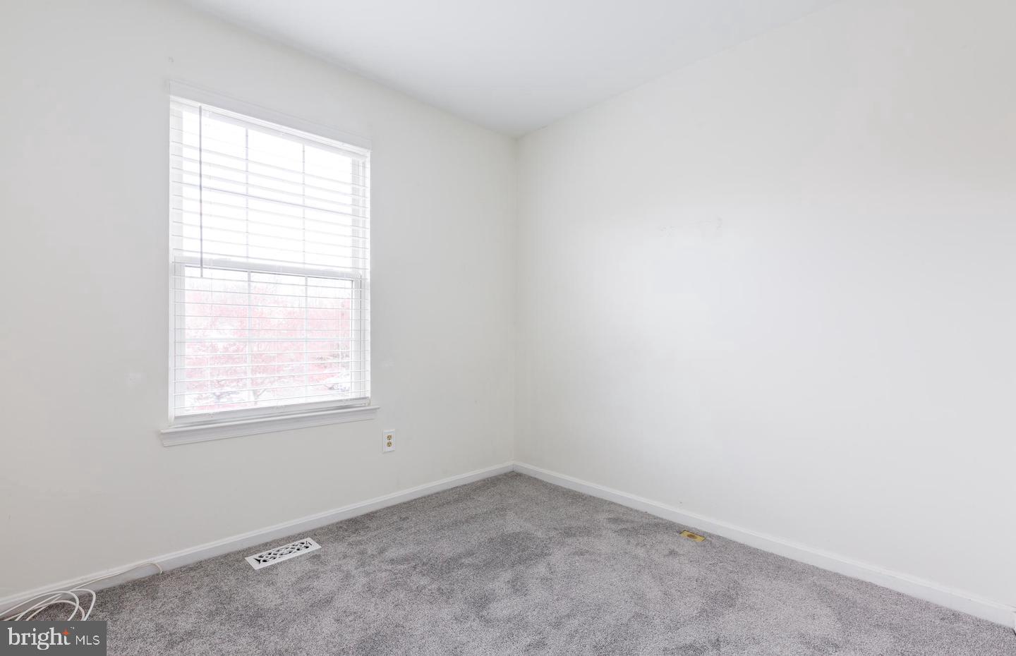 CHASE MANOR - Residential Lease