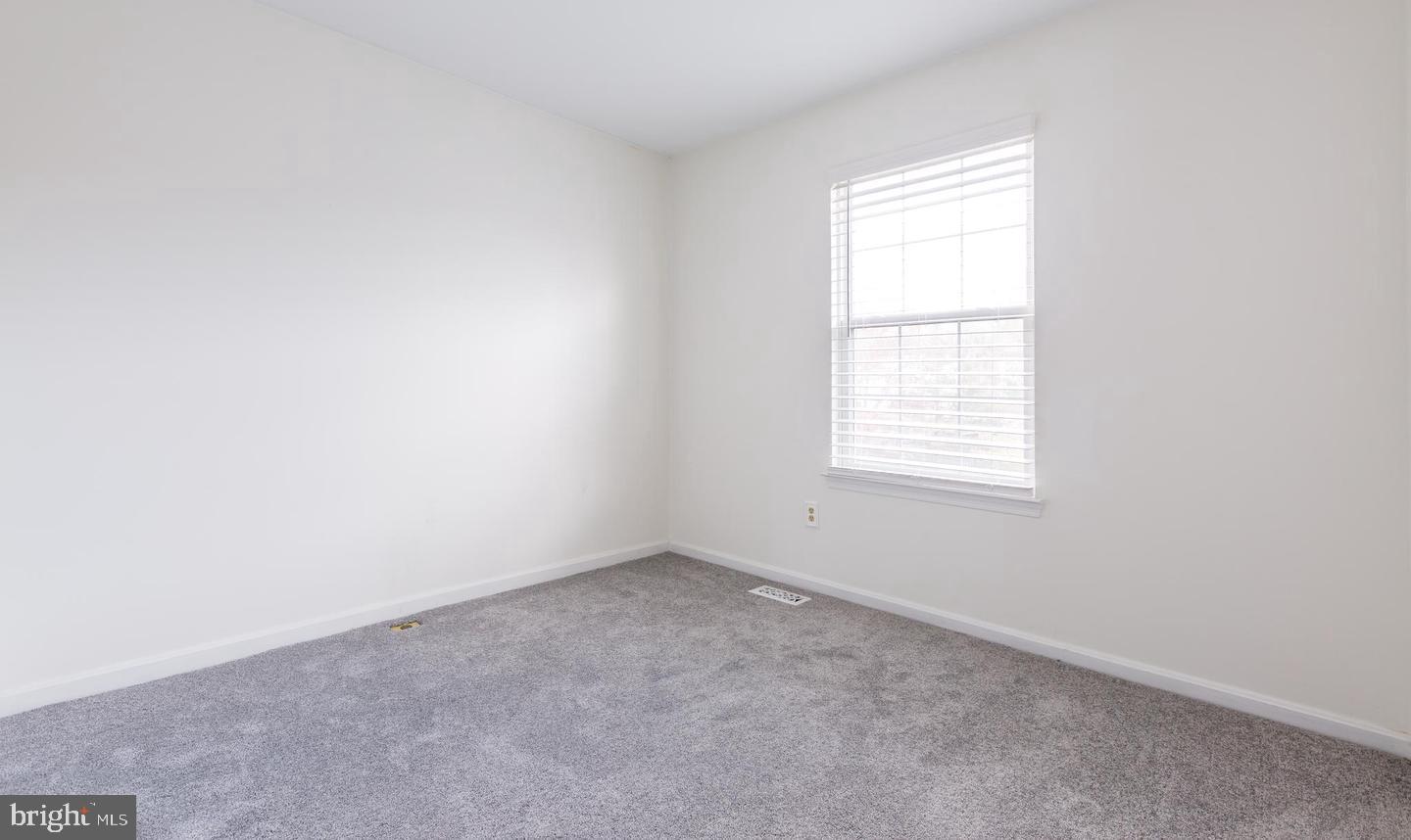 CHASE MANOR - Residential Lease