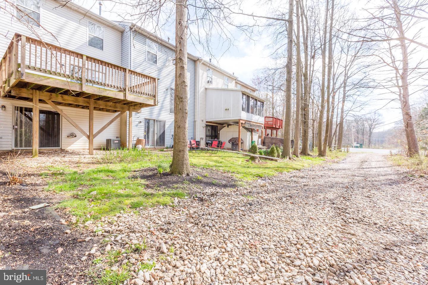 CHASE MANOR - Residential Lease