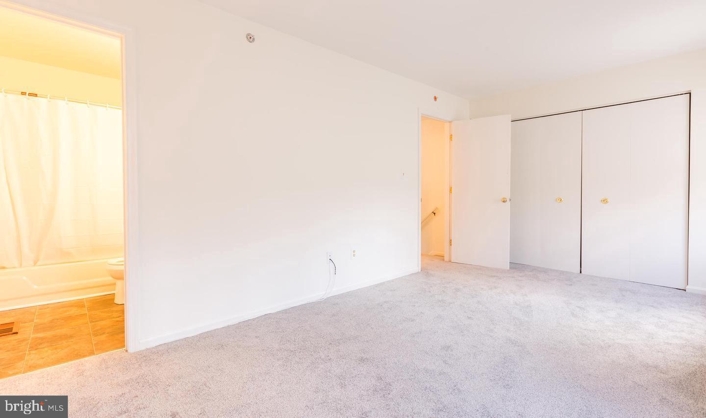 CHASE MANOR - Residential Lease