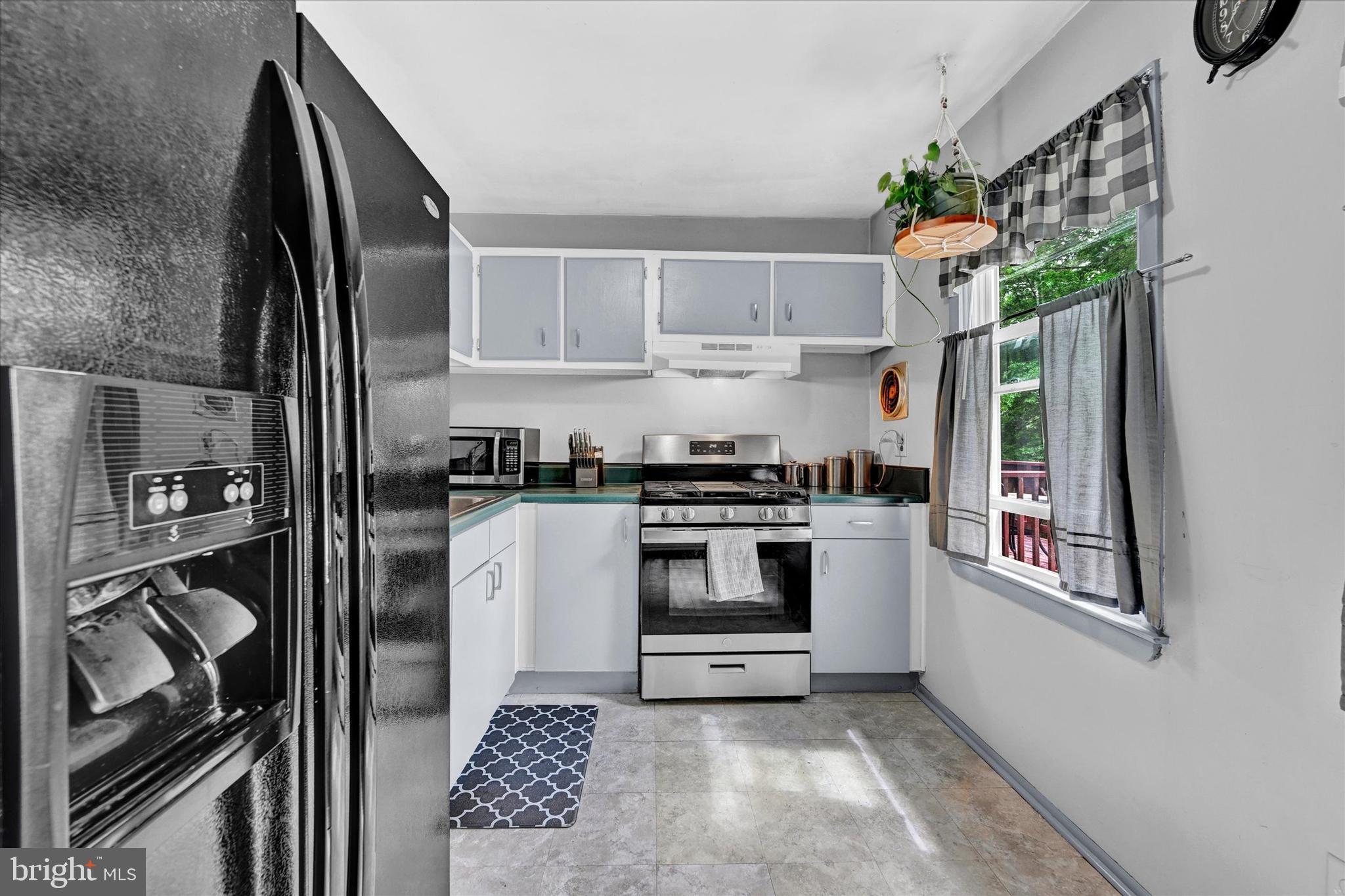 BELMONT - Residential