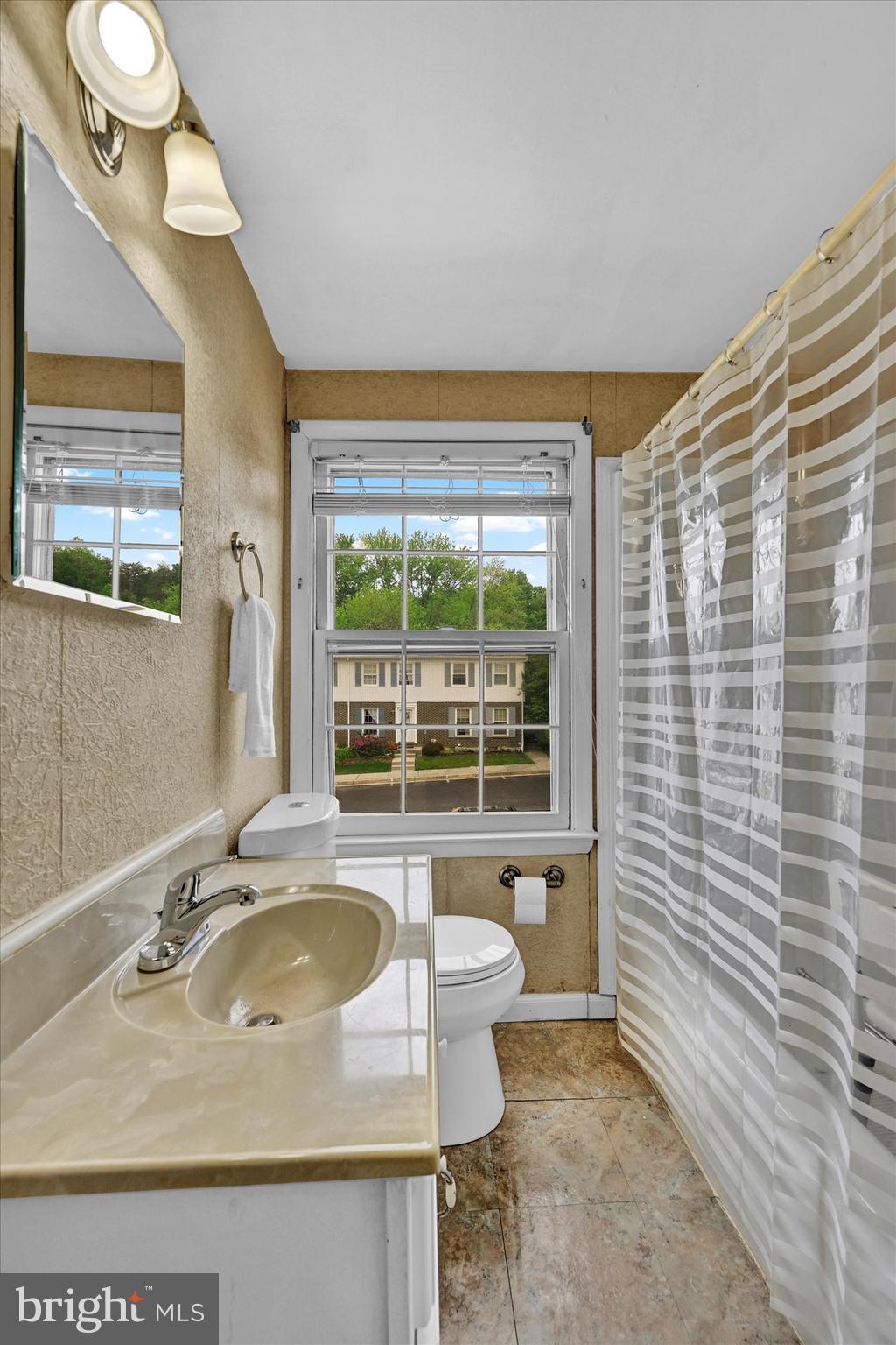 BELMONT - Residential