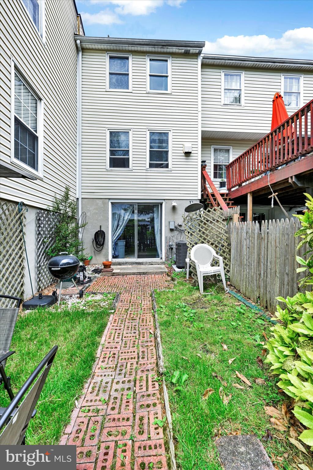 BELMONT - Residential