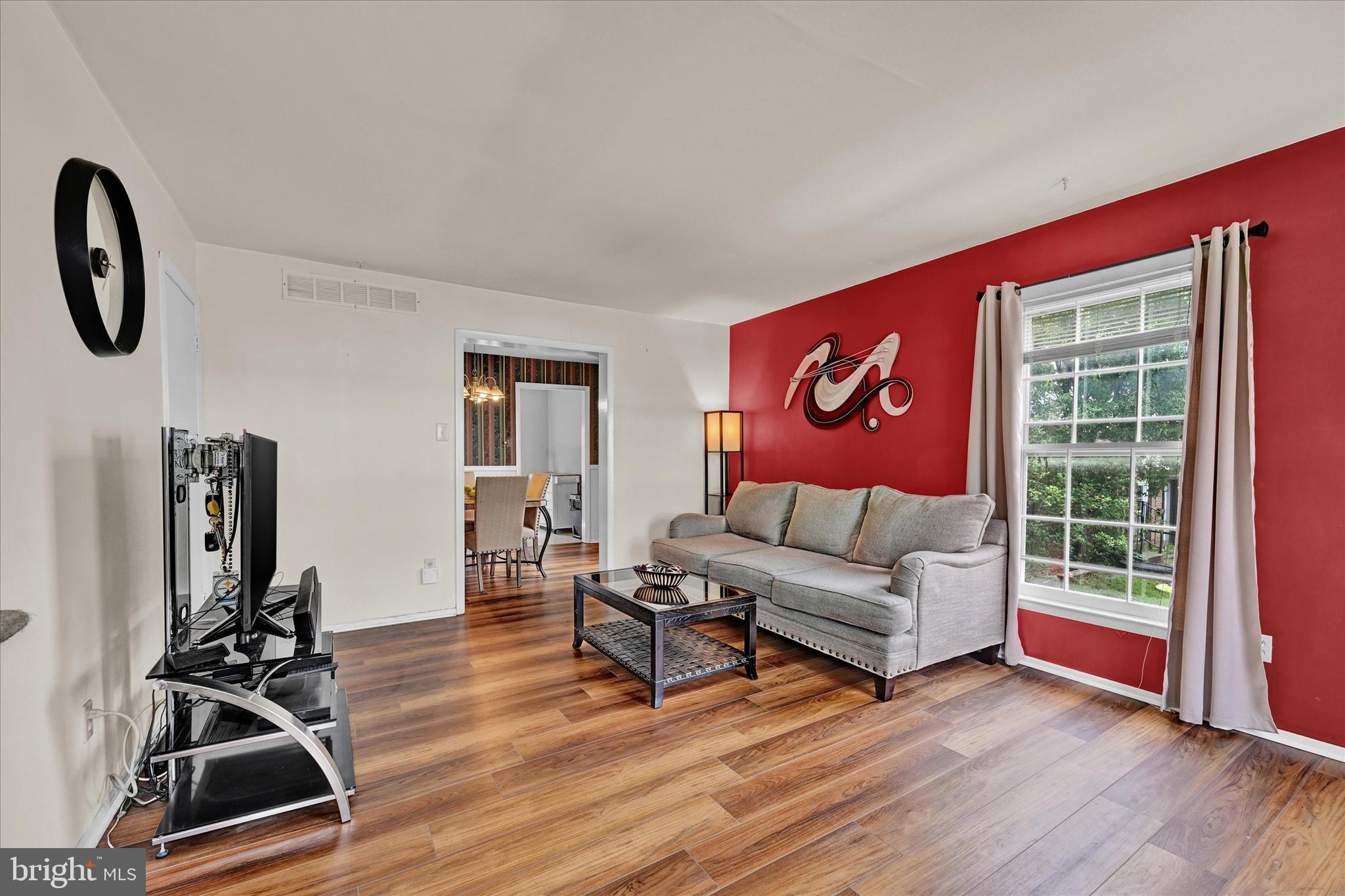 BELMONT - Residential