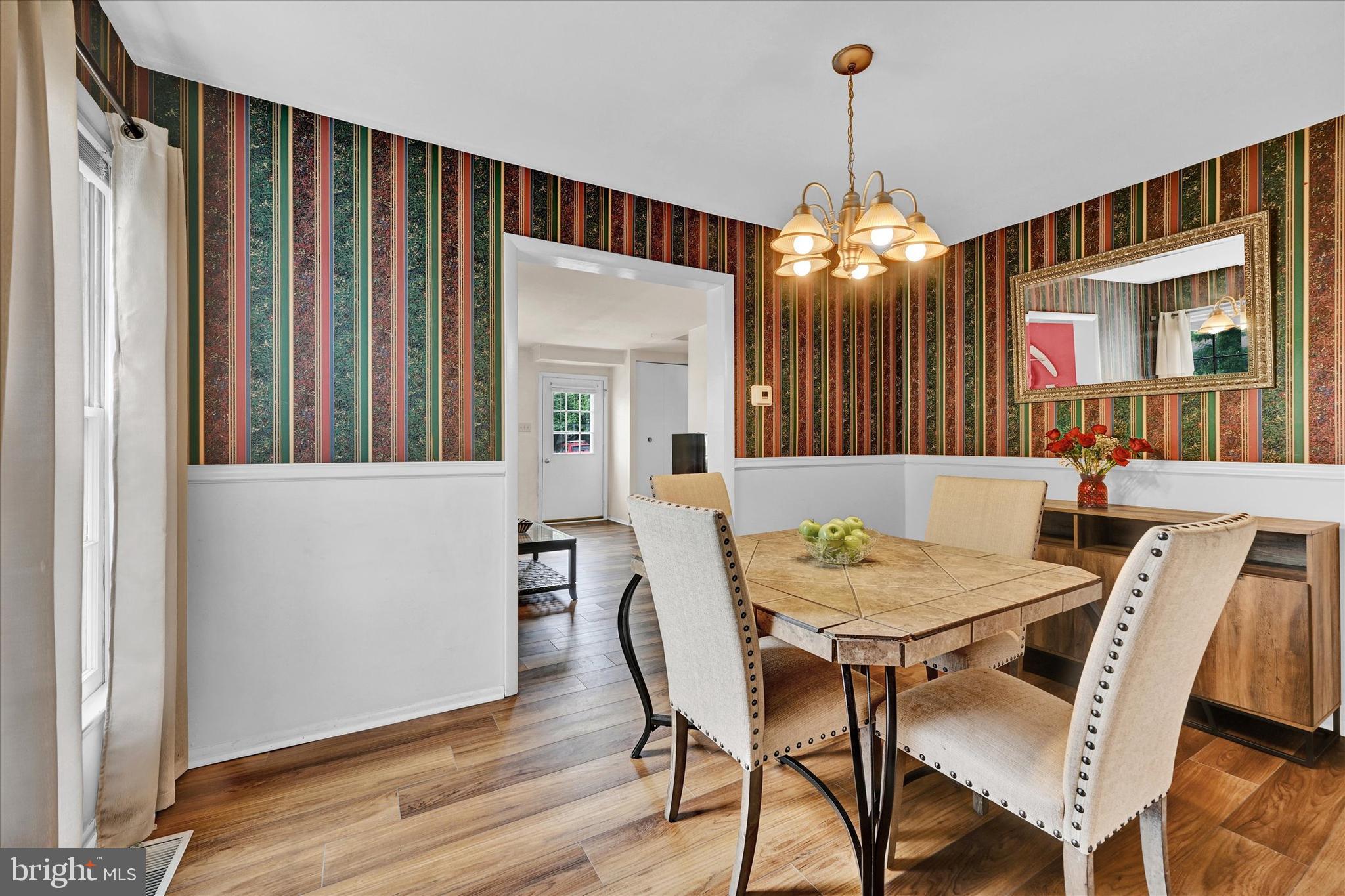 BELMONT - Residential