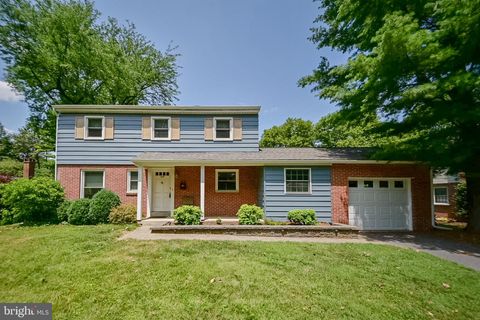 Photo of 1039 Grandview Boulevard, Lancaster, PA 17601 (MLS # PALA2053692)