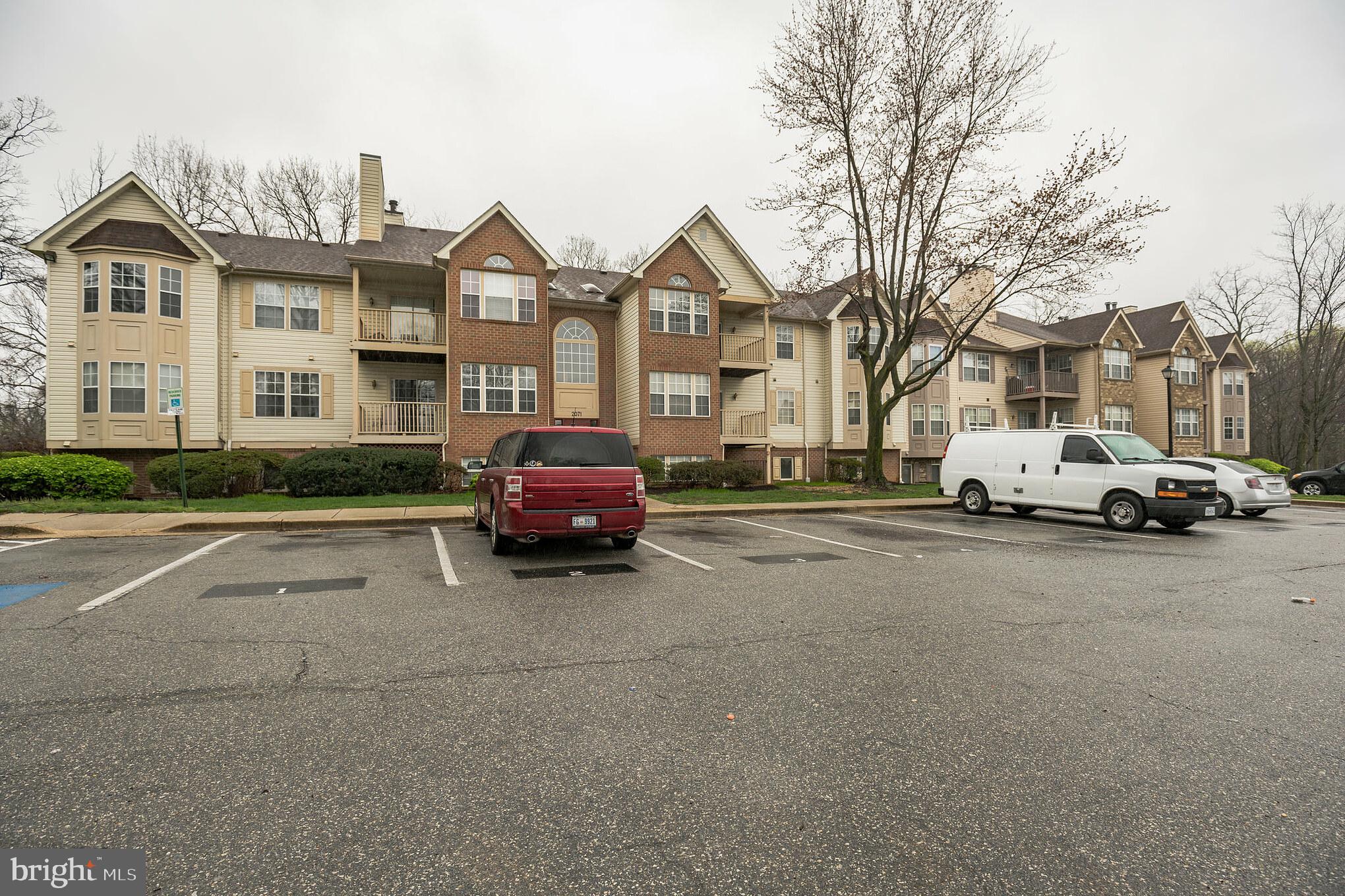 ROSECROFT COMMONS - Residential