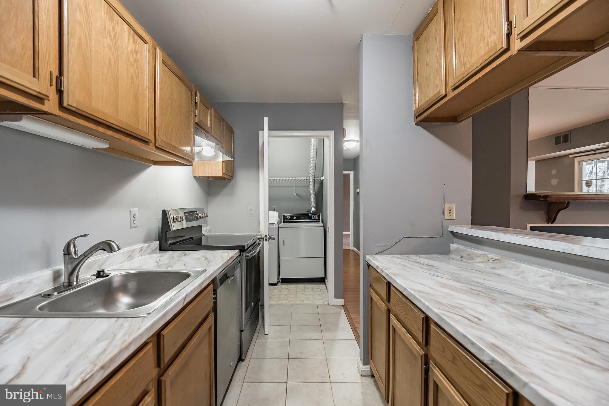 ROSECROFT COMMONS - Residential