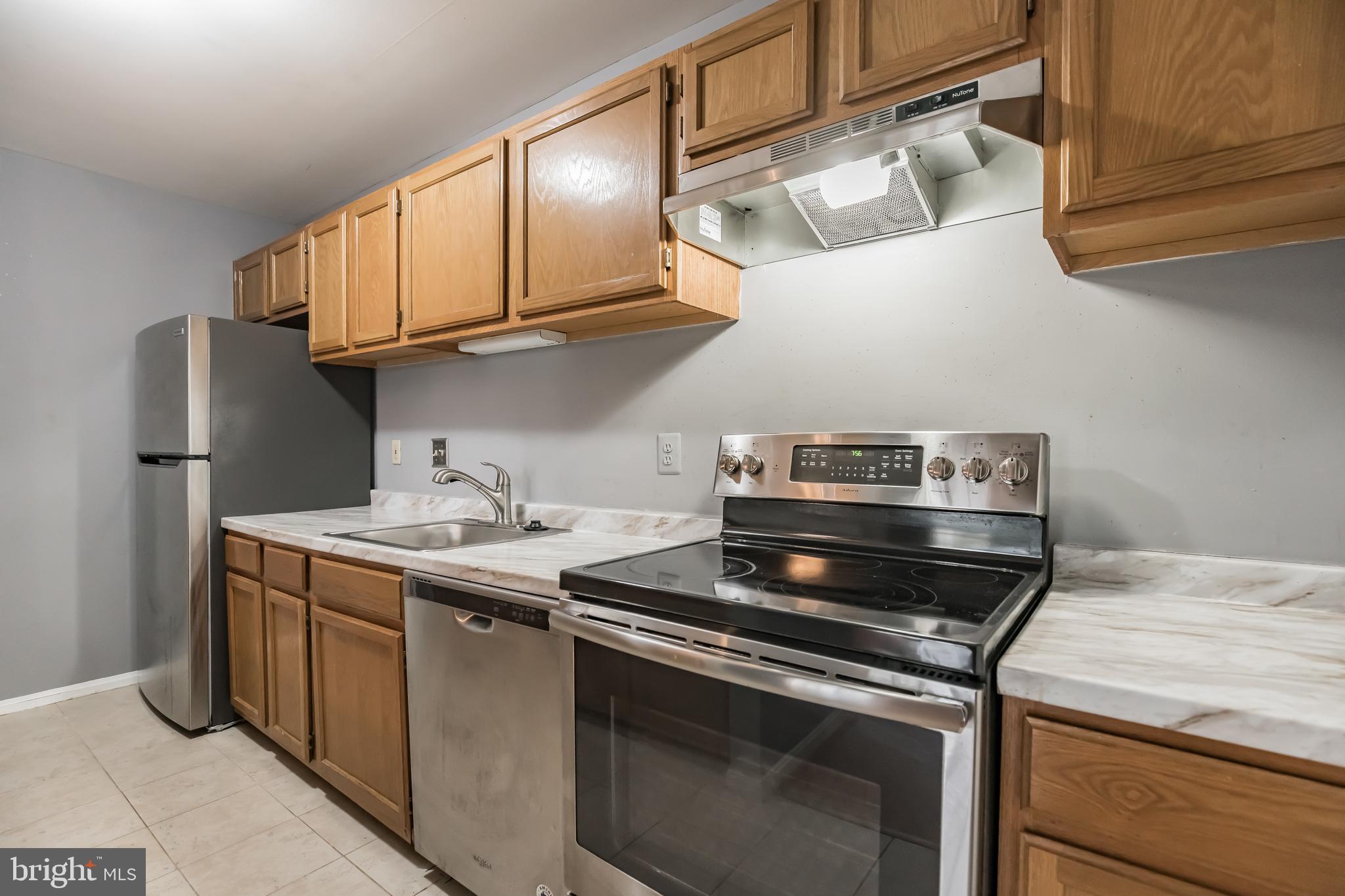 ROSECROFT COMMONS - Residential