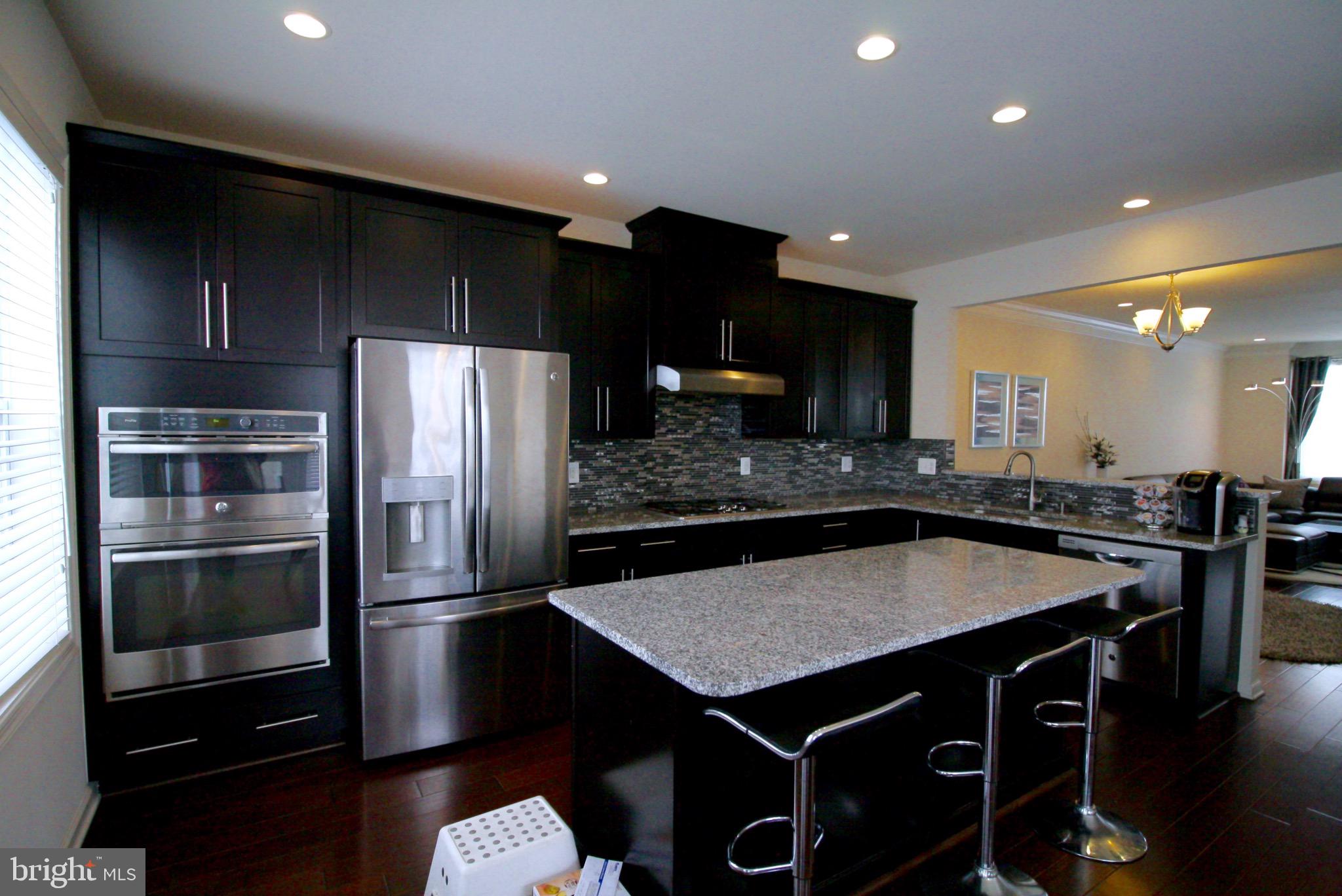 LOUDOUN VALLEY ESTATES 2 - Residential Lease