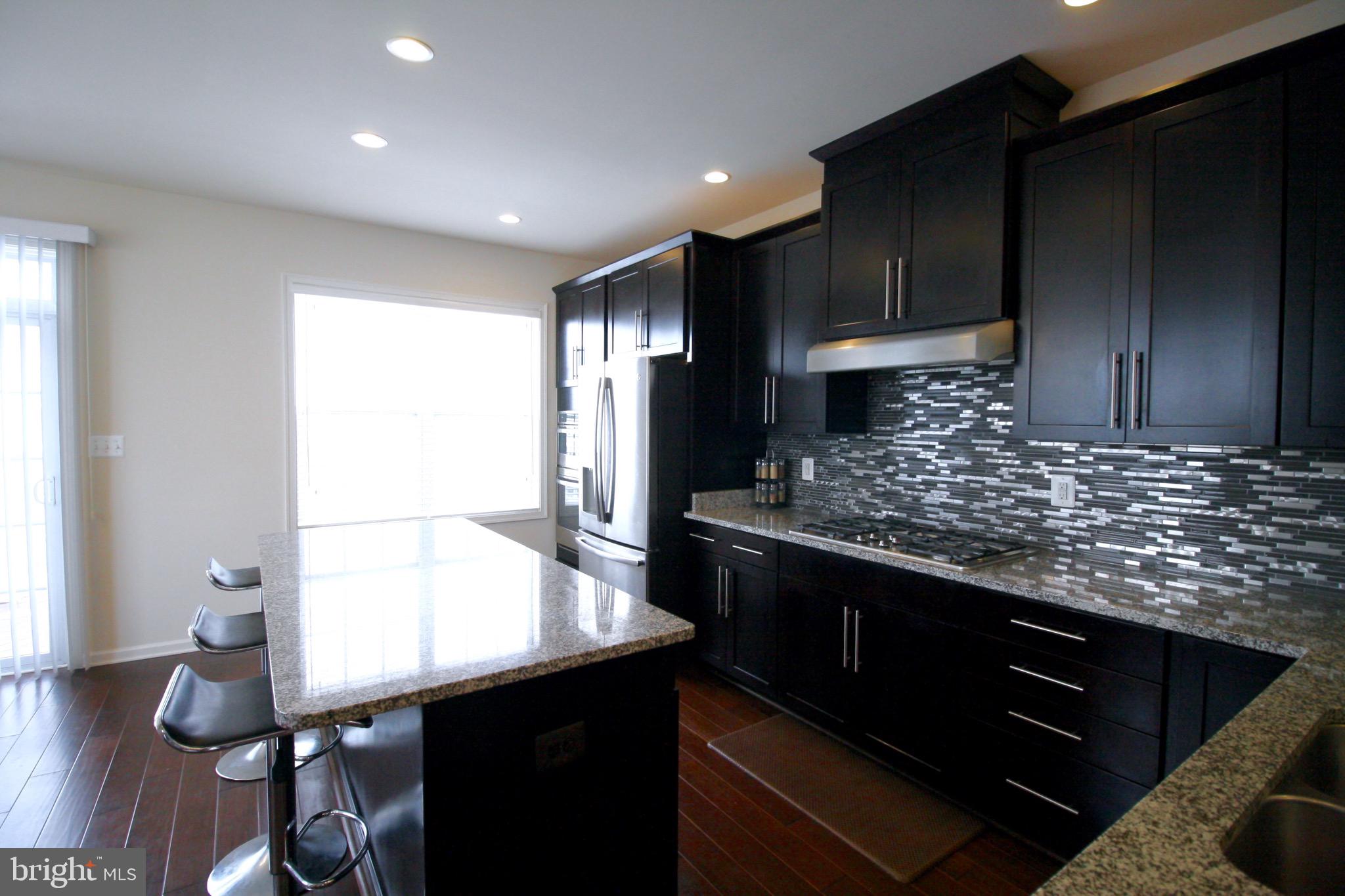 LOUDOUN VALLEY ESTATES 2 - Residential Lease