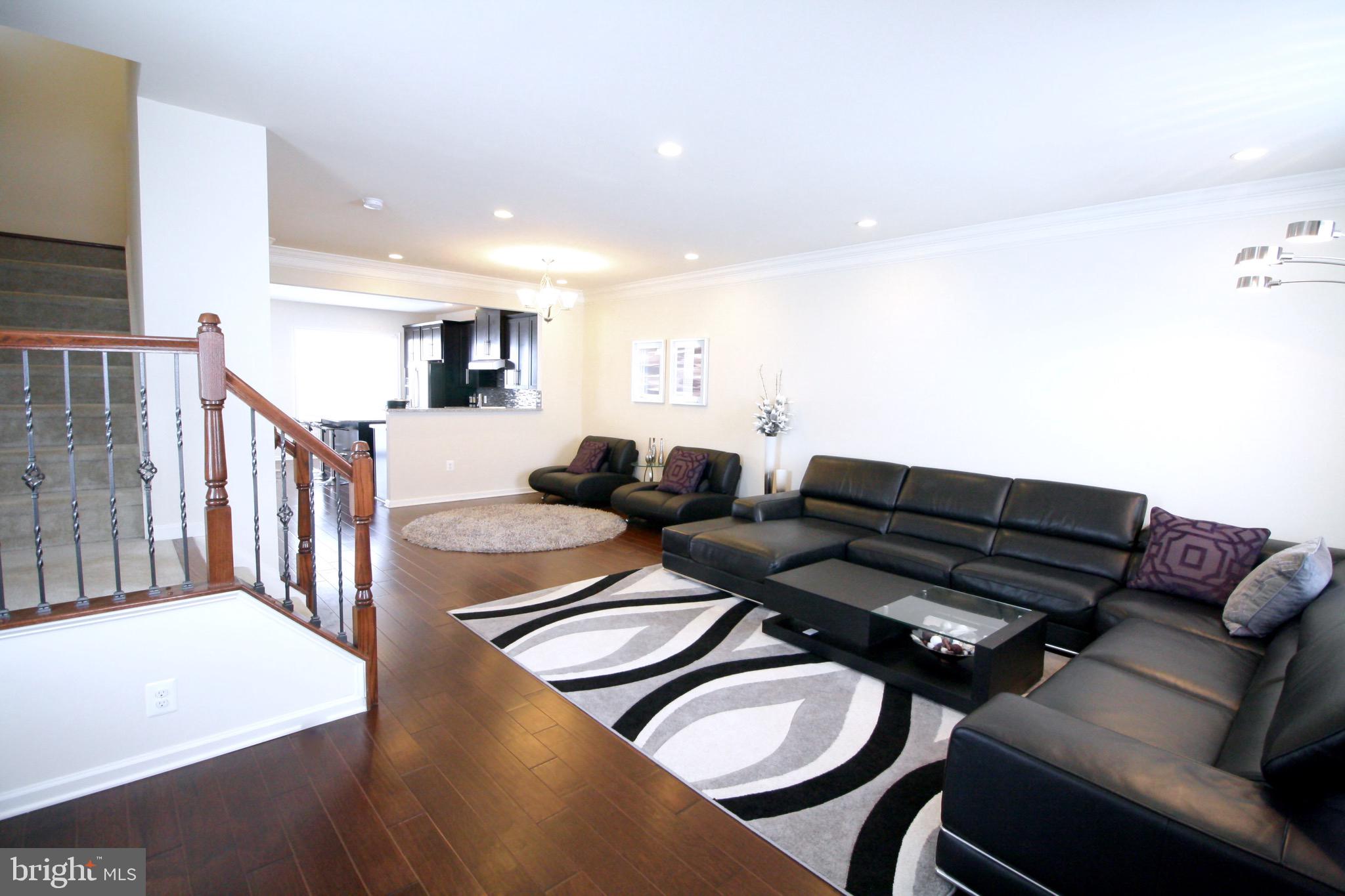 LOUDOUN VALLEY ESTATES 2 - Residential Lease