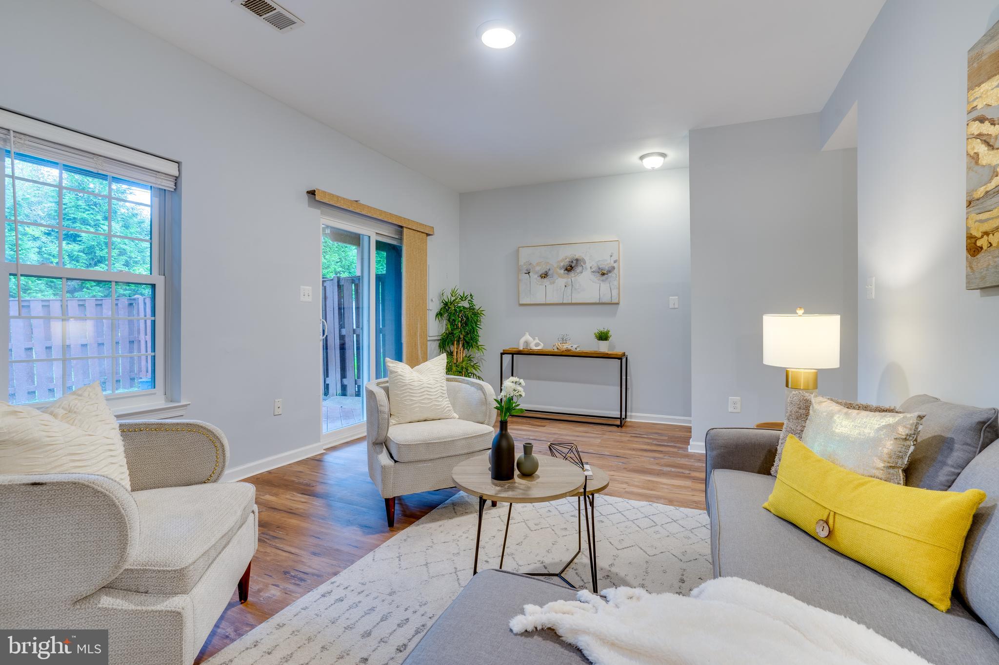 SEQUOIA LEA - Residential