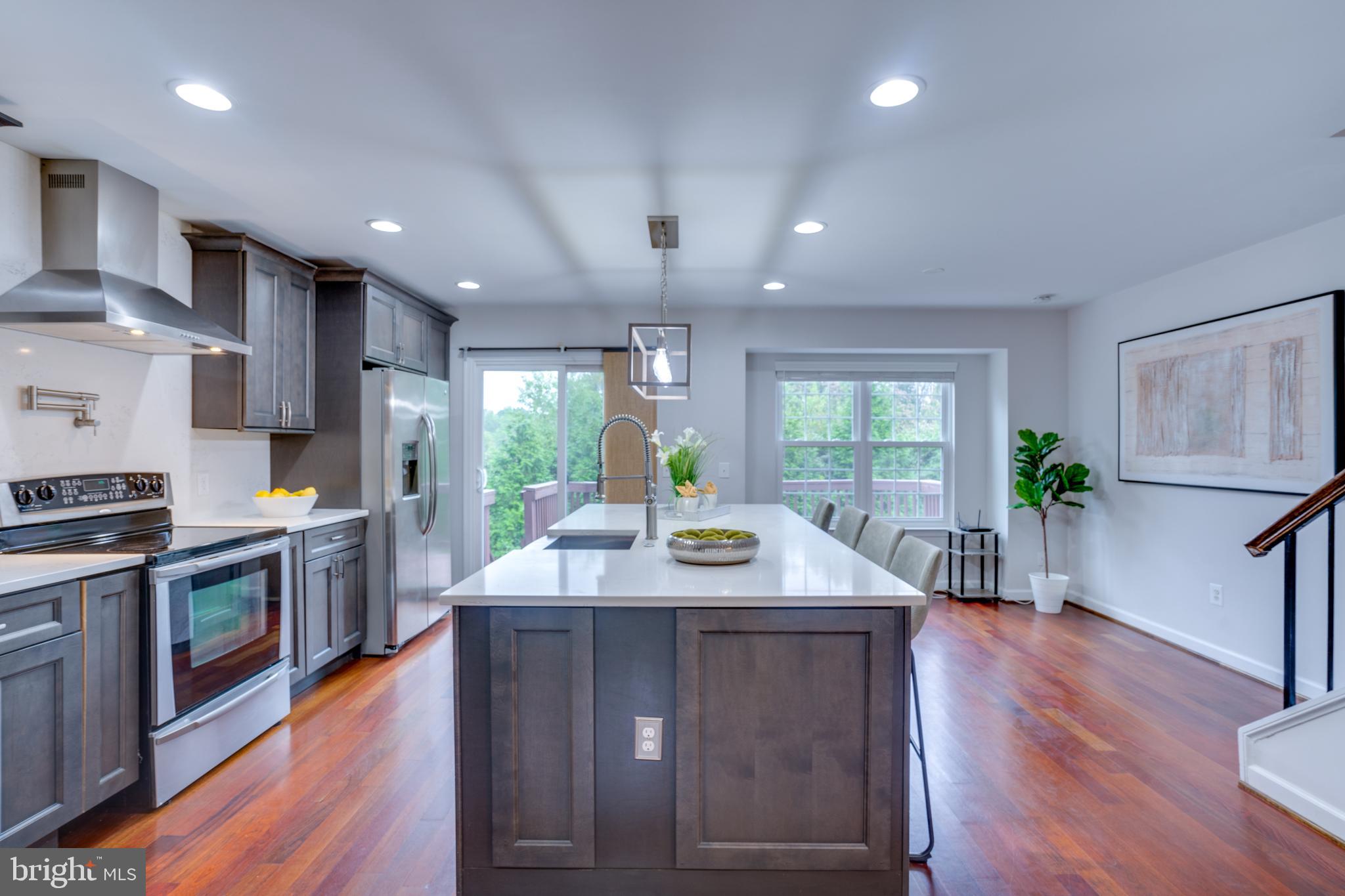 SEQUOIA LEA - Residential