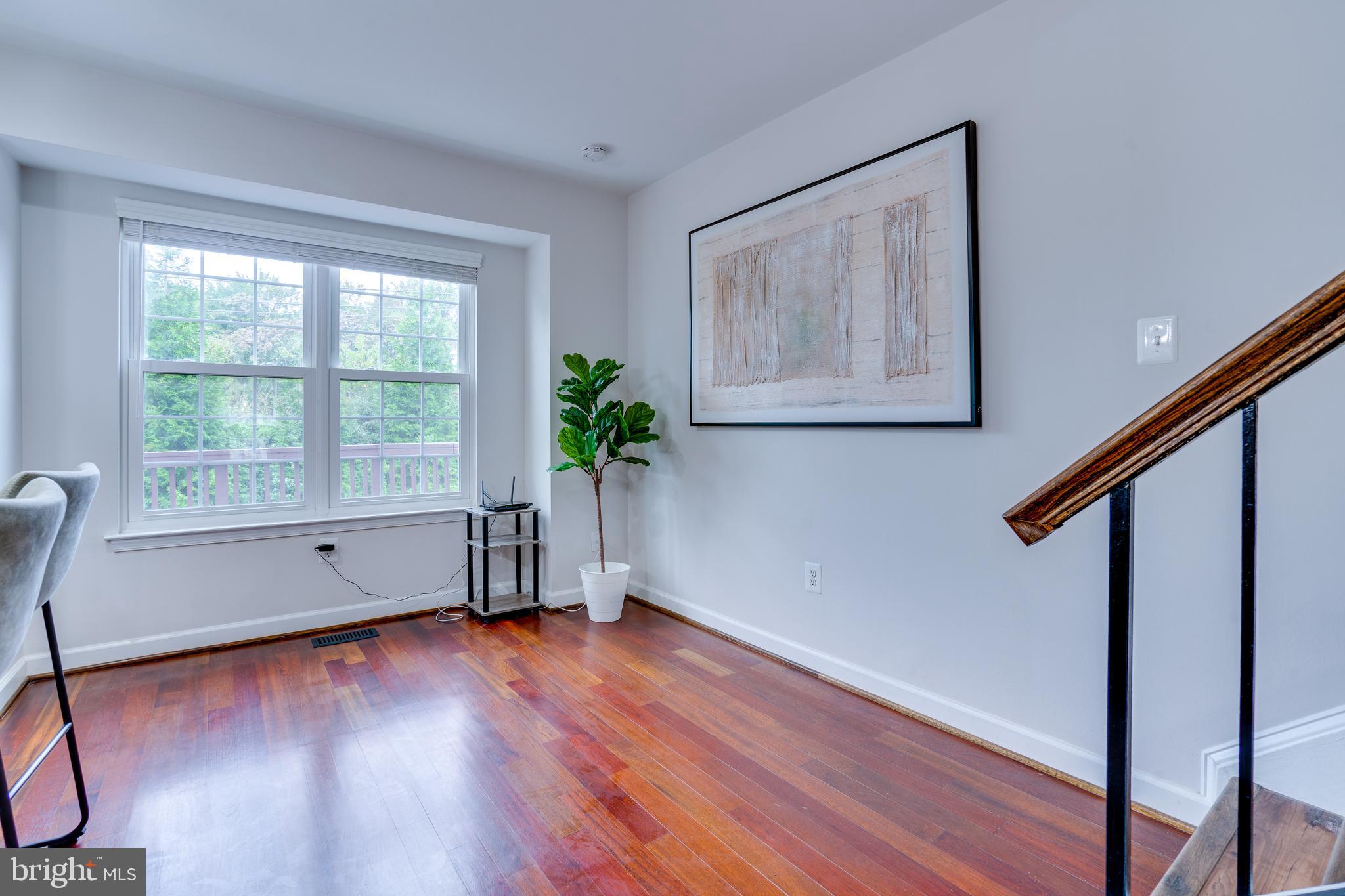 SEQUOIA LEA - Residential