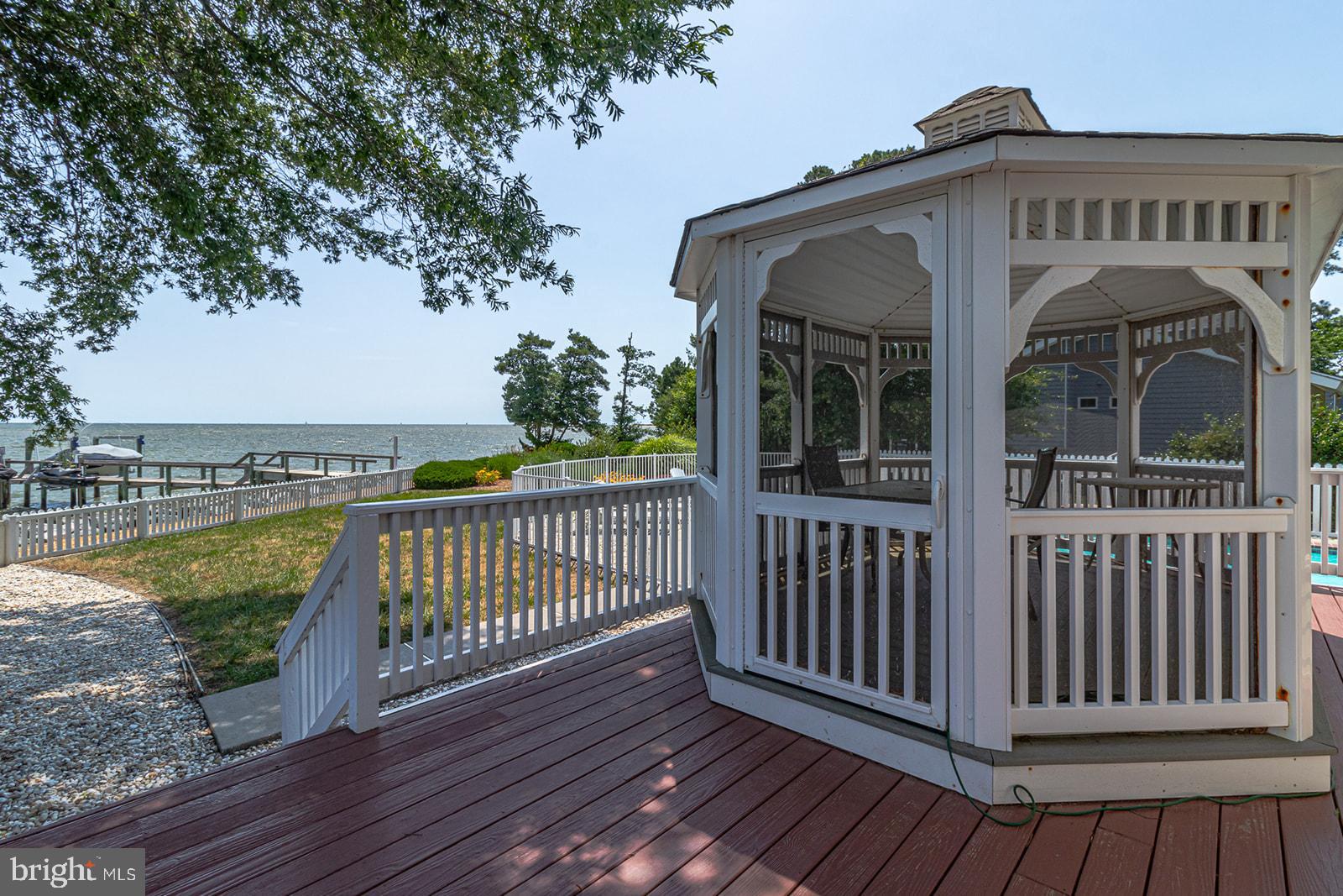 JETTY'S REACH - Residential