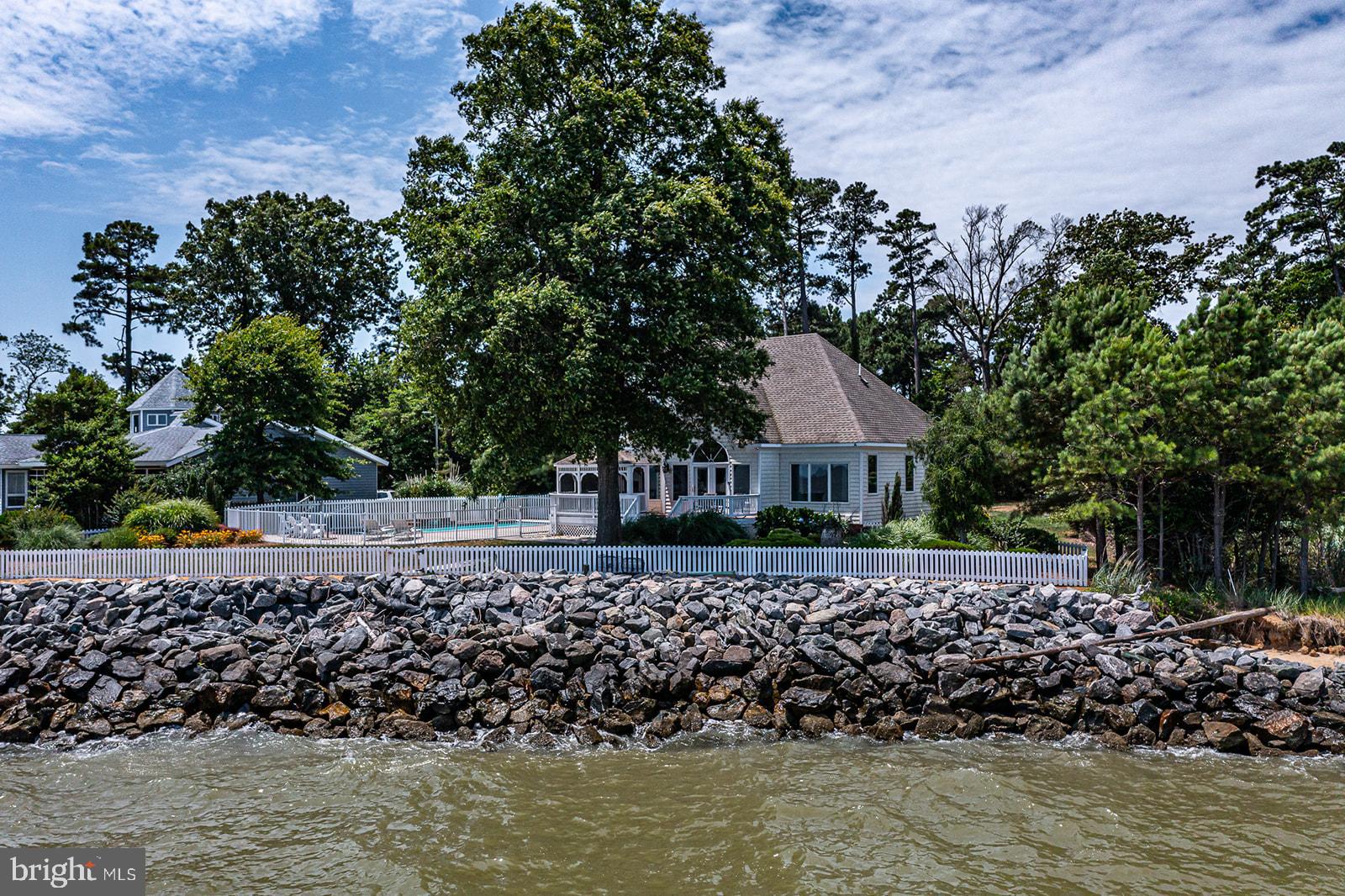 JETTY'S REACH - Residential