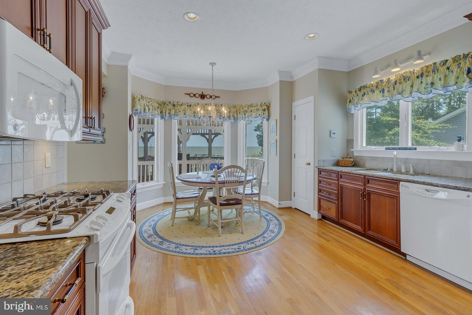 JETTY'S REACH - Residential