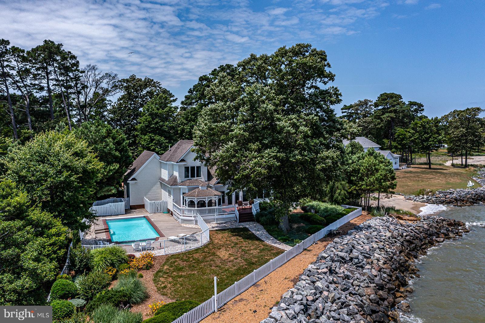 JETTY'S REACH - Residential