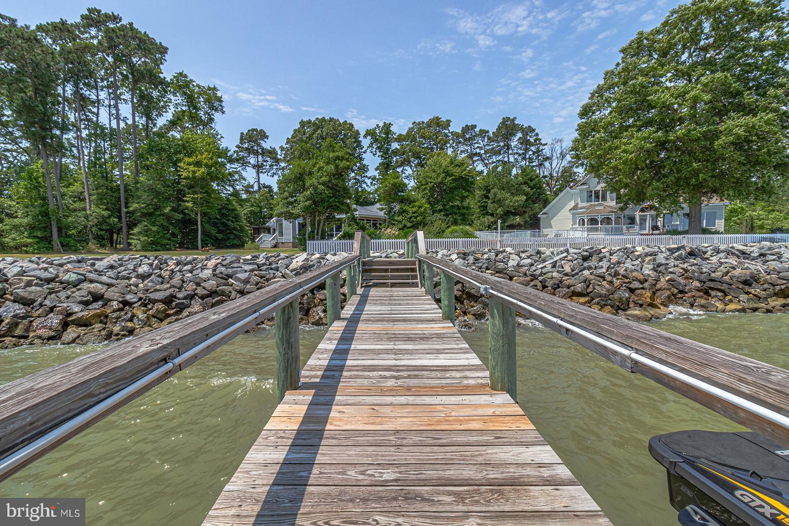 JETTY'S REACH - Residential