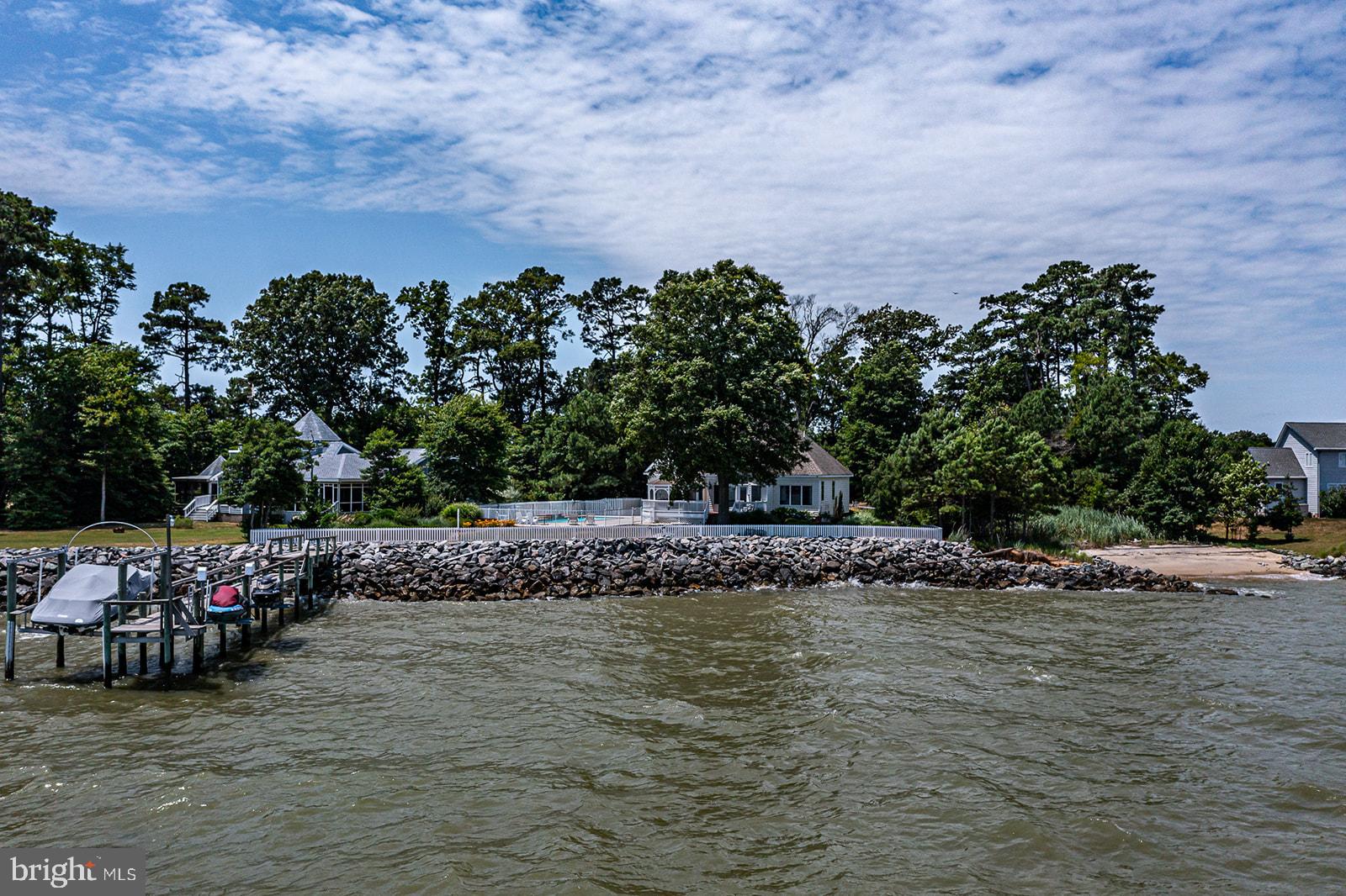 JETTY'S REACH - Residential