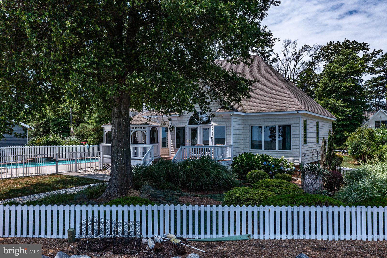 JETTY'S REACH - Residential