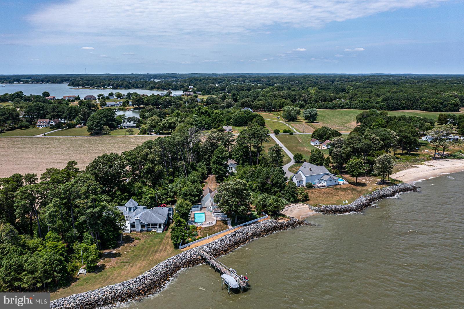 JETTY'S REACH - Residential