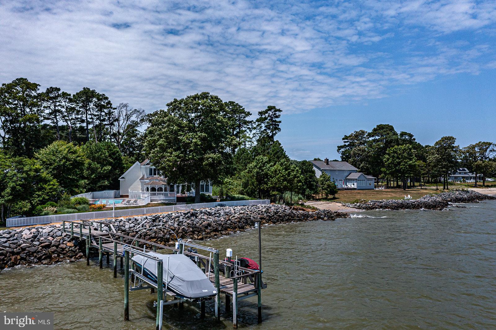 JETTY'S REACH - Residential