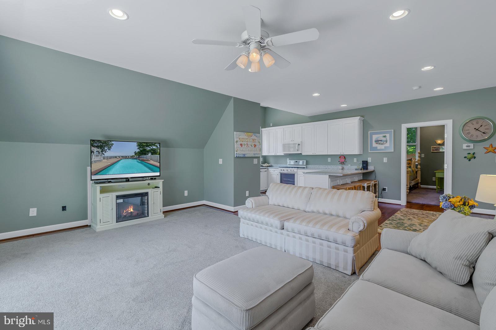 JETTY'S REACH - Residential