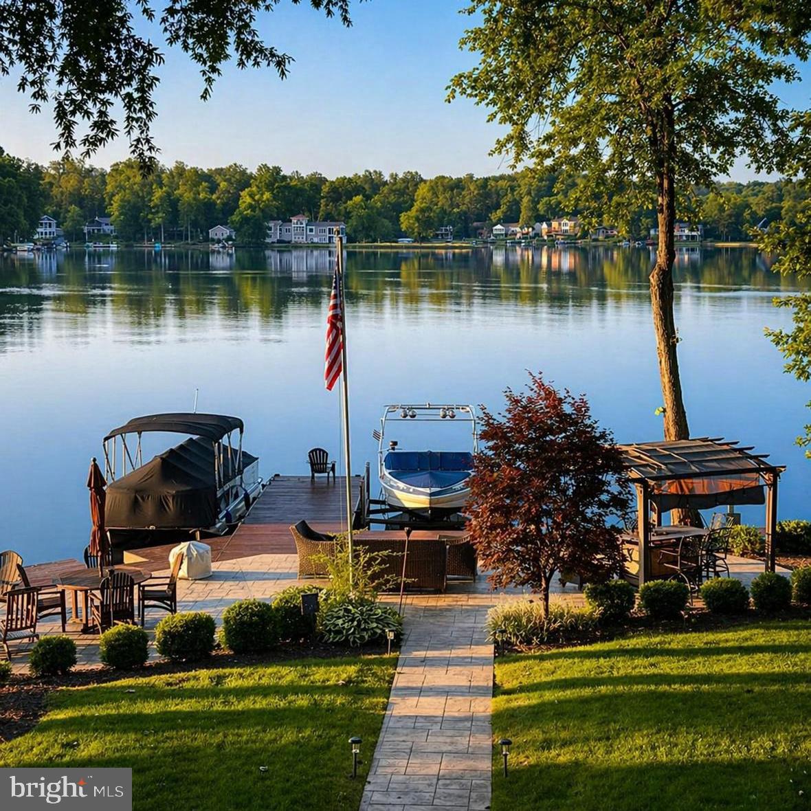 LAKE OF THE WOODS - Residential